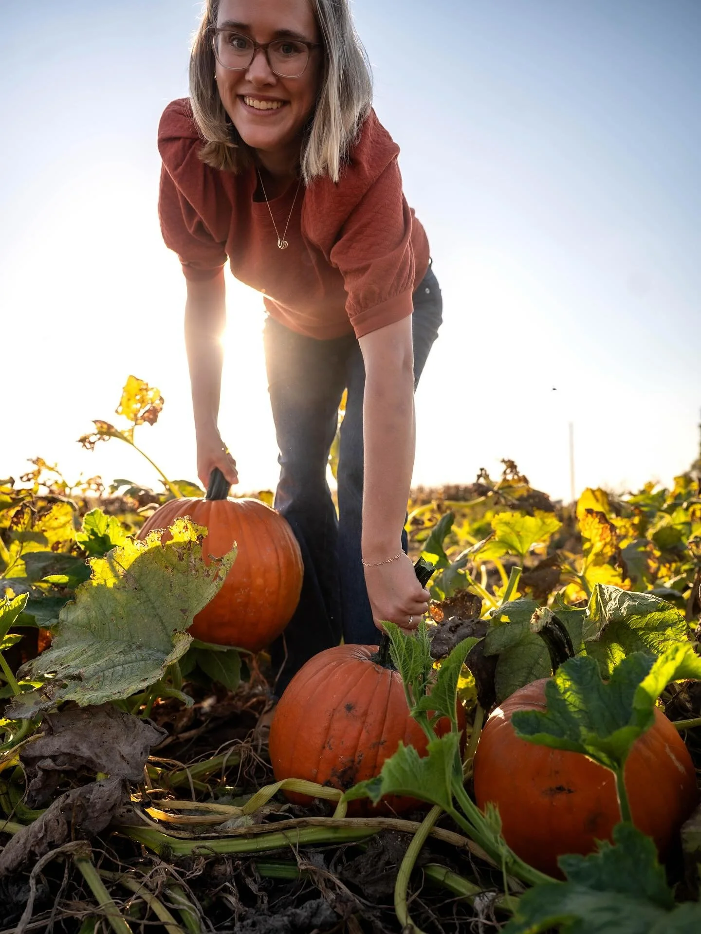 Crane Creek Pumpkins 🧡 she's a one woman show that started as a 4H project (or maybe FFA I can't remember) and now several years later she's still thriving 🙌🏻 If you're in the Delavan area swing by and buy some pumpkins!