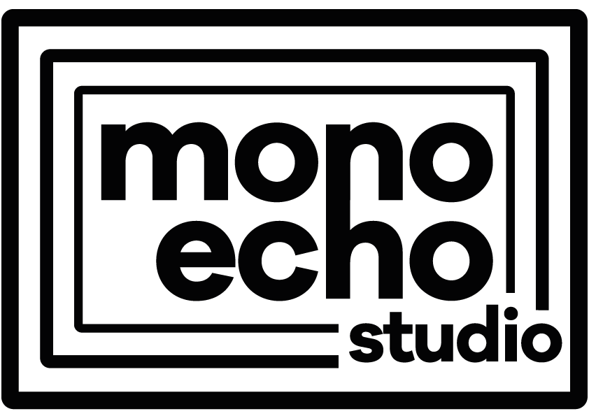 Logo de Mono Echol Studio en noir sur fond blanc.