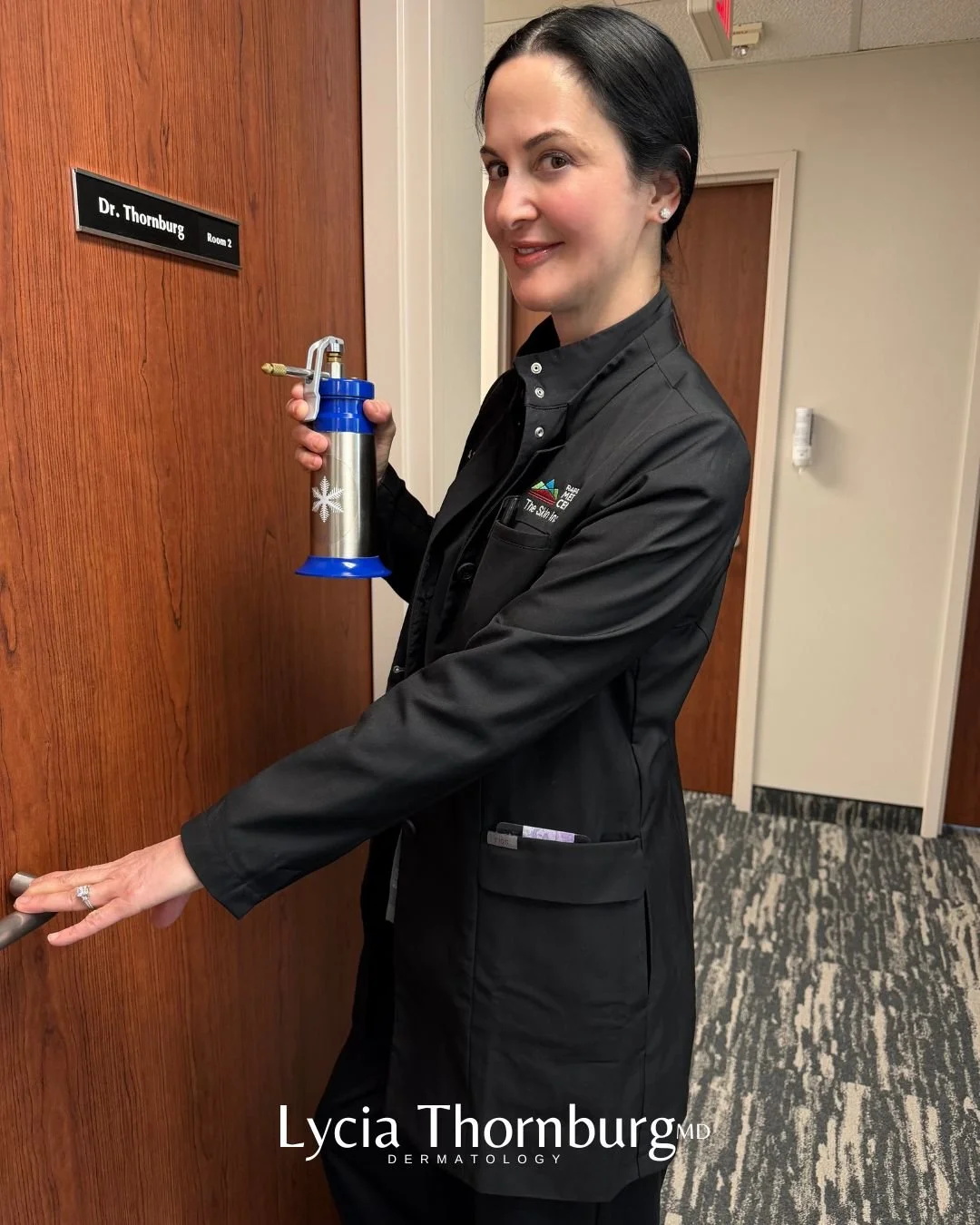 Happy National Dermatologists&rsquo; Day!

Today we celebrate the physicians dedicated to caring for the skin &mdash; and the people in it. 💫

Dermatology is a unique blend of science, precision, and compassion. From diagnosing complex skin conditio