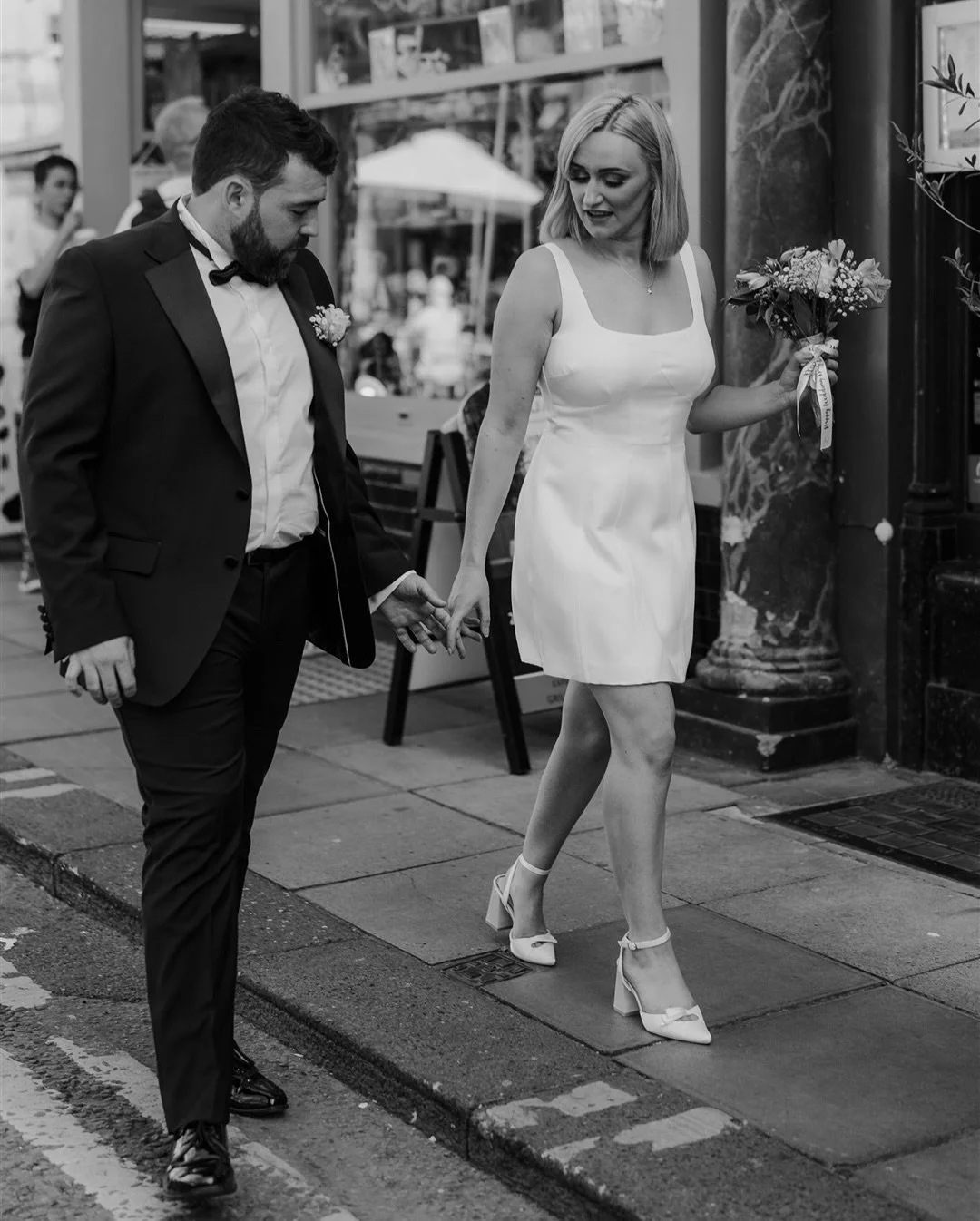 STEPH + CRAIG

Happy one year anniversary! 

Couple @stephanieadele__ @craigjones22 
Venue @weddingsinbath 
Photographer @hanadallimorephotoandfilm 

#documentaryweddingphotographer #modernweddingphotographer #alternativeweddingphotographer #somerset