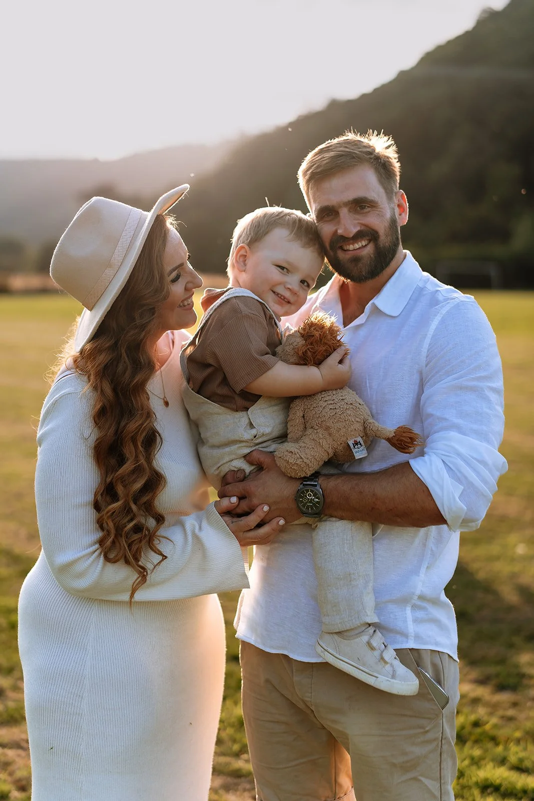 Nancy_Ross_Family_Photographer_Hana_Dallimore_Photo_Film-10.jpg