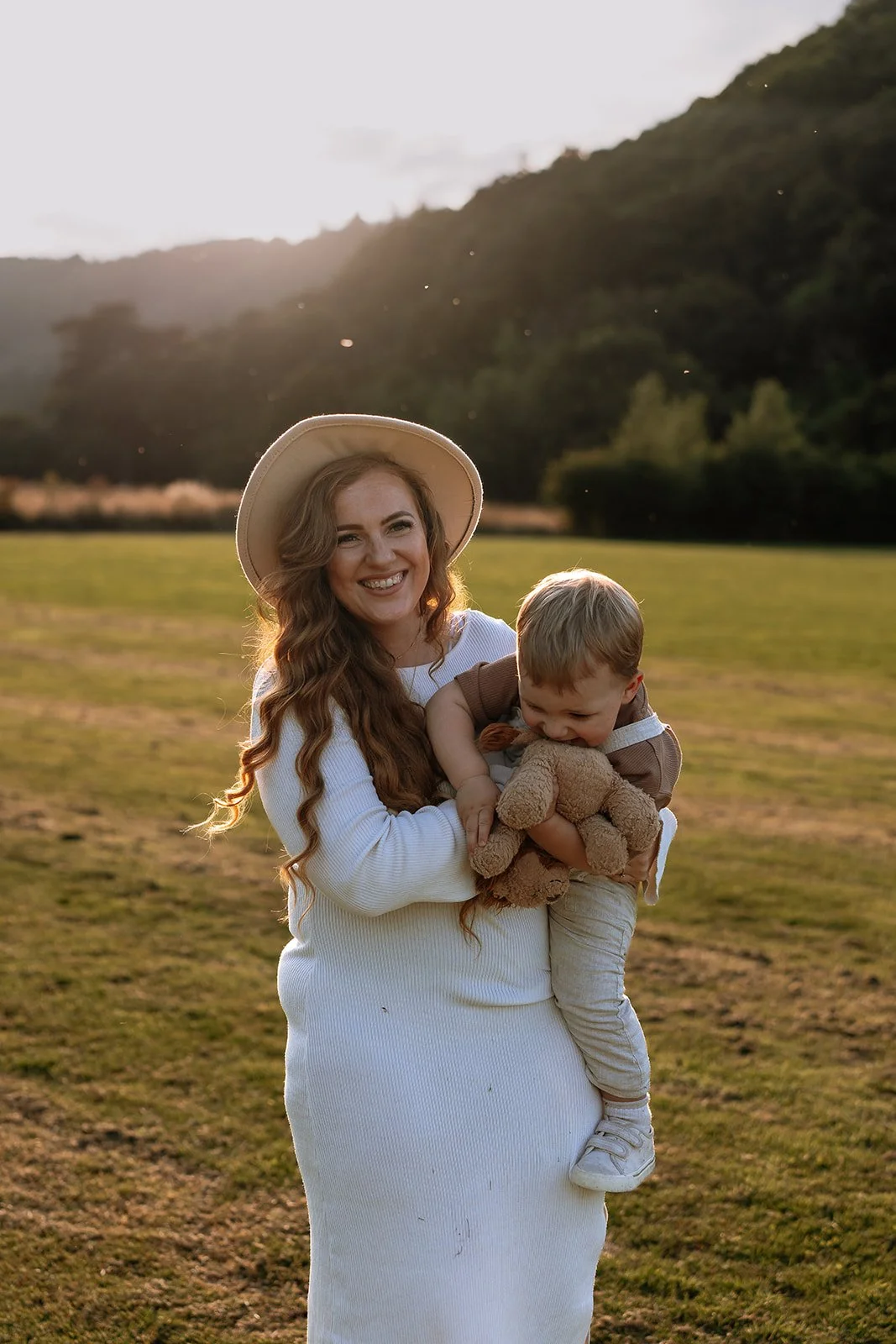 Nancy_Ross_Family_Photographer_Hana_Dallimore_Photo_Film-29.jpg