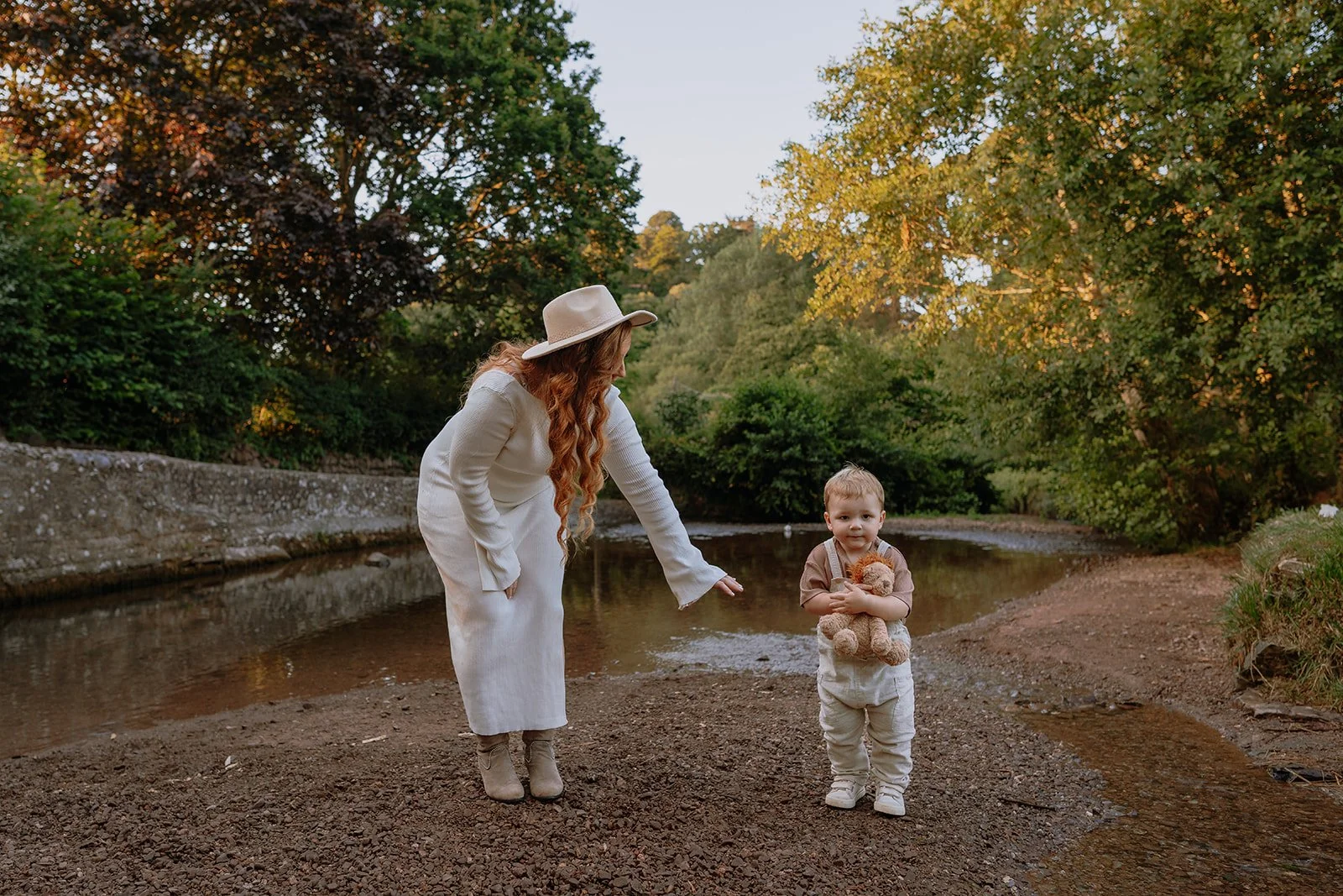Nancy_Ross_Family_Photographer_Hana_Dallimore_Photo_Film-60.jpg