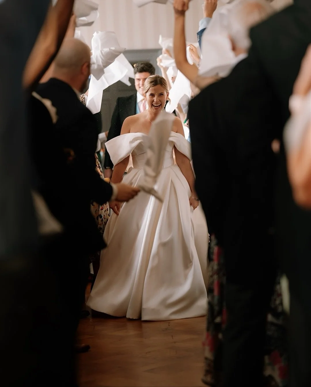 HOLLY + JACK 

A stunning wedding in the depths of the Cotswolds at @harthamparkweddings

Lead photographer @hanadallimorephotoandfilm 
Second photographer @stephanieadelephotography 
Venue @harthamparkweddings
Bride&rsquo;s outfit @isabellegracebrid
