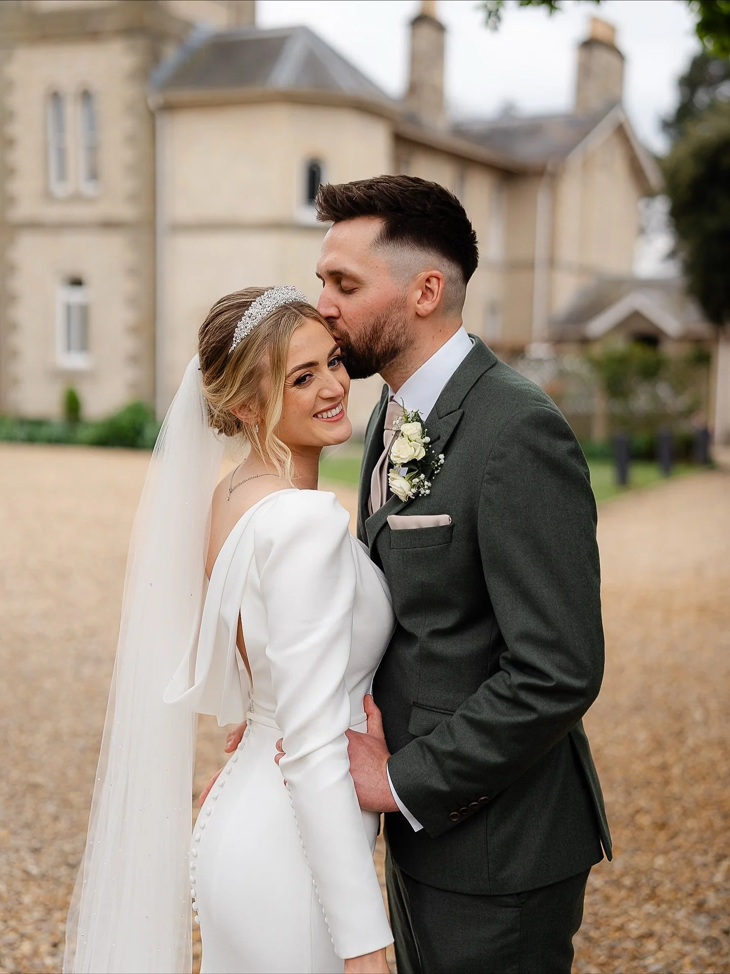 Pure joy, quiet moments, and love that feels effortless.

Second photographer for @hollyflorencephotography 

#documentaryweddingphotographer #modernweddingphotographer #alternativeweddingphotographer #somersetweddingphotographer #somersetweddingsupp