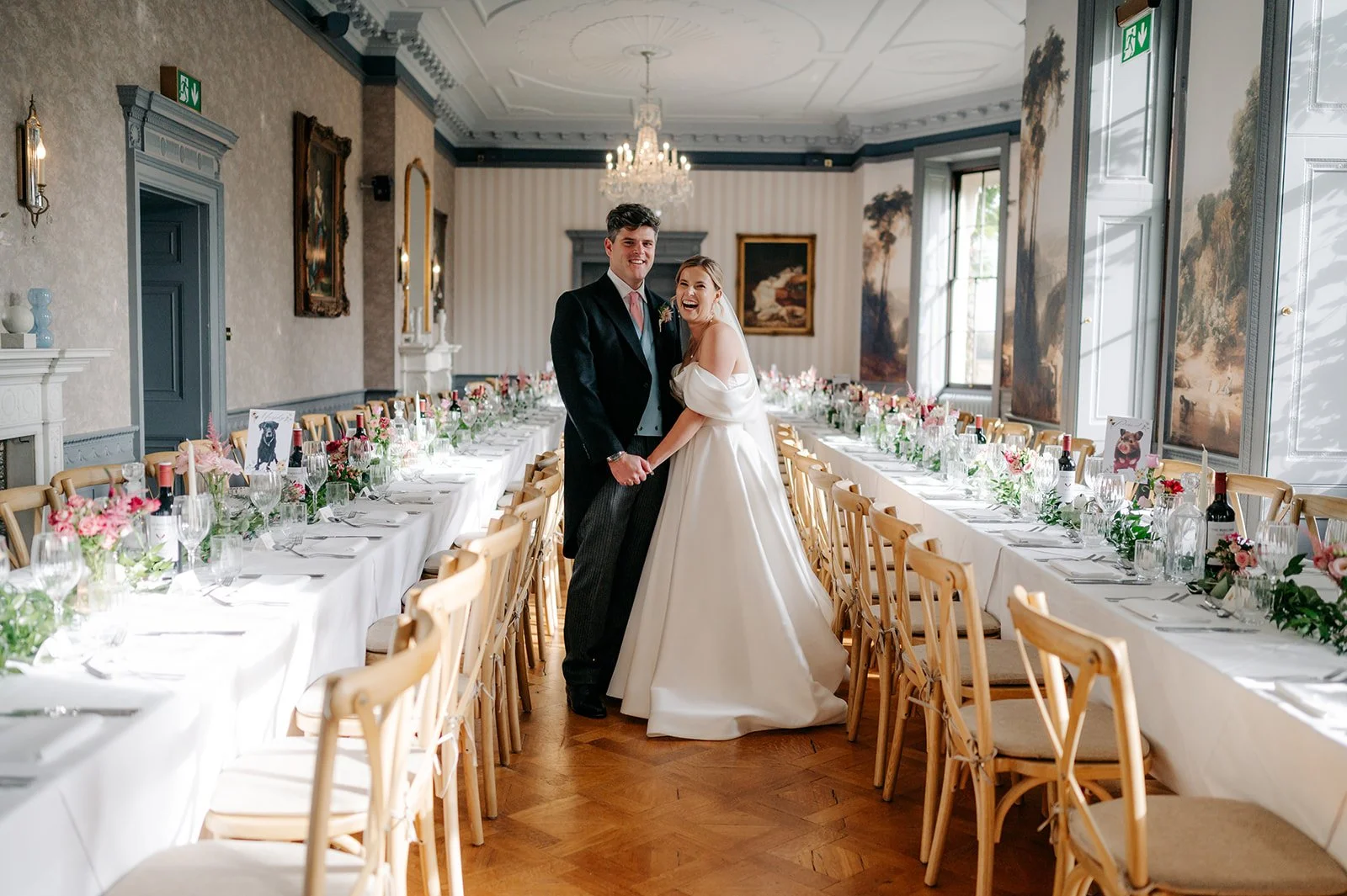 September Summer Wedding at Hartham Park | Wiltshire Wedding Photographer