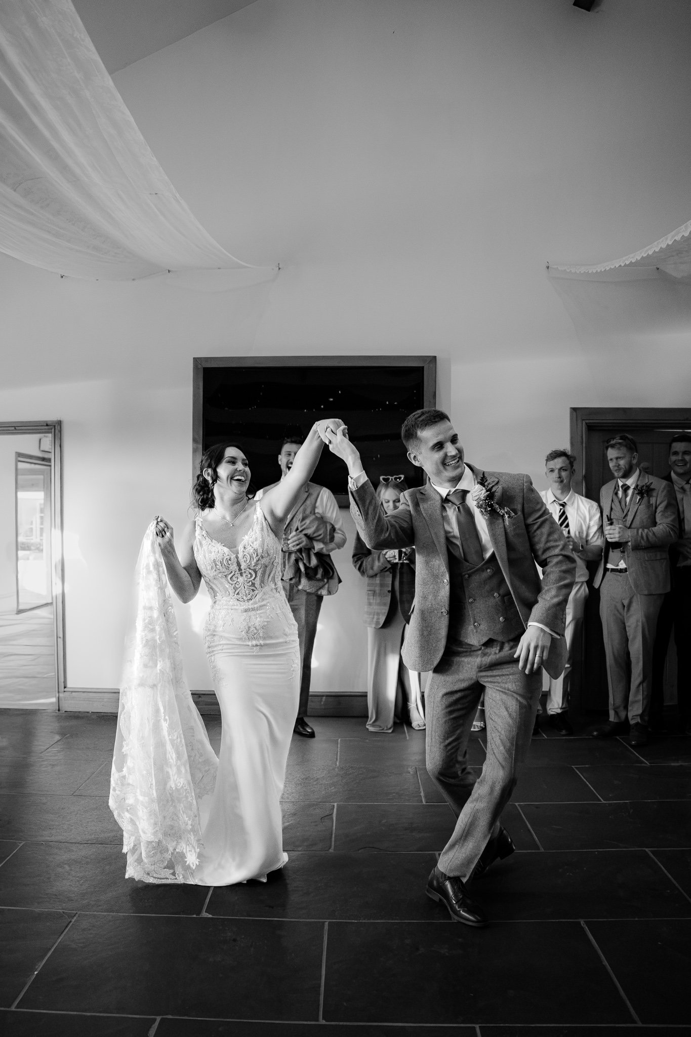 quantock-lakes-wedding-somerset-65.jpg