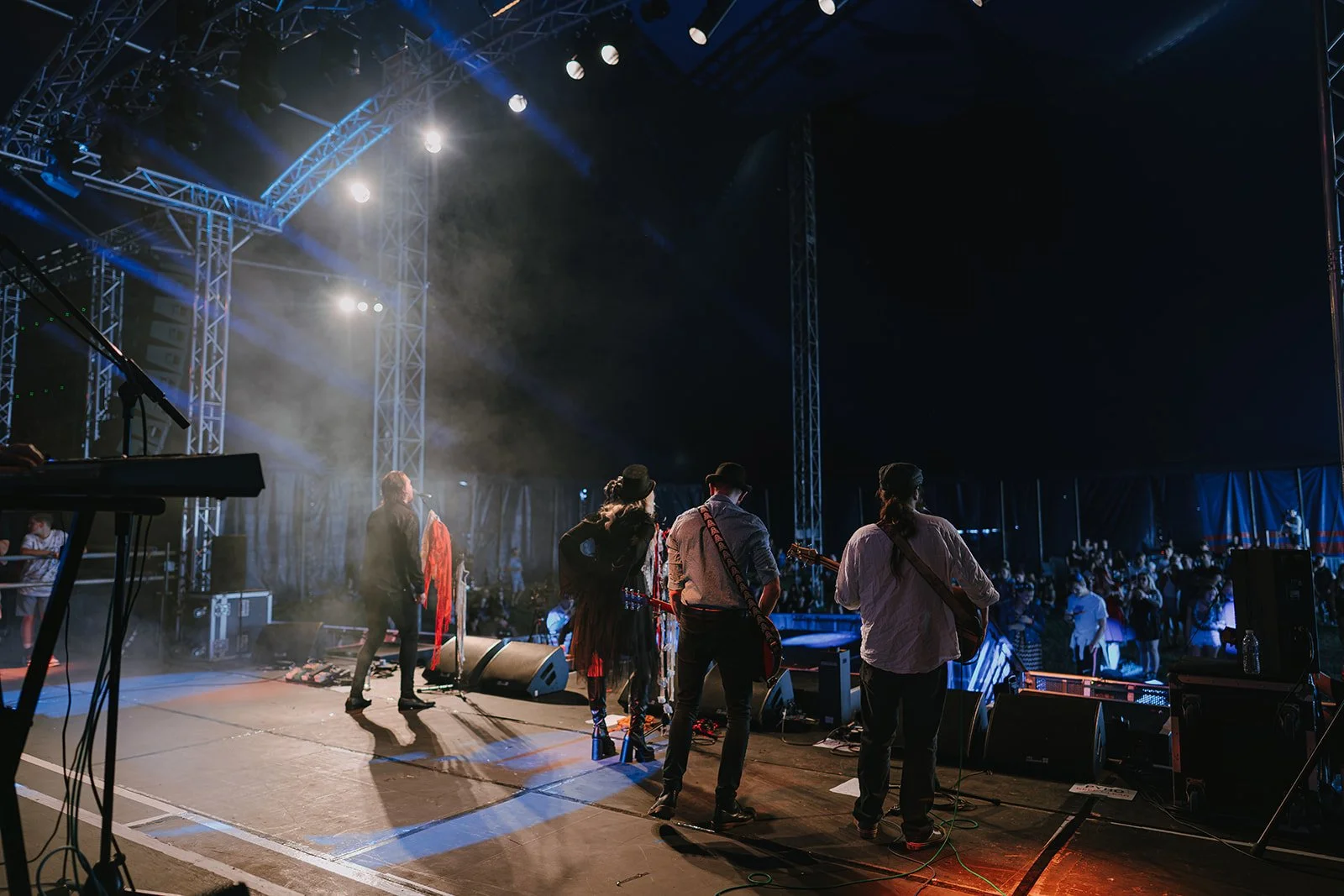 Somerrock_Live_Event_Music_Photographer_Hana_Dallimore_Photo_Film-73.jpg