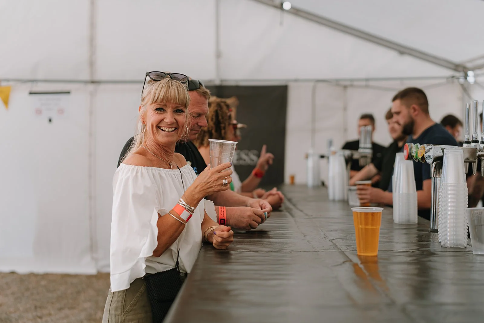 Somerrock_Live_Event_Music_Photographer_Hana_Dallimore_Photo_Film-41.jpg