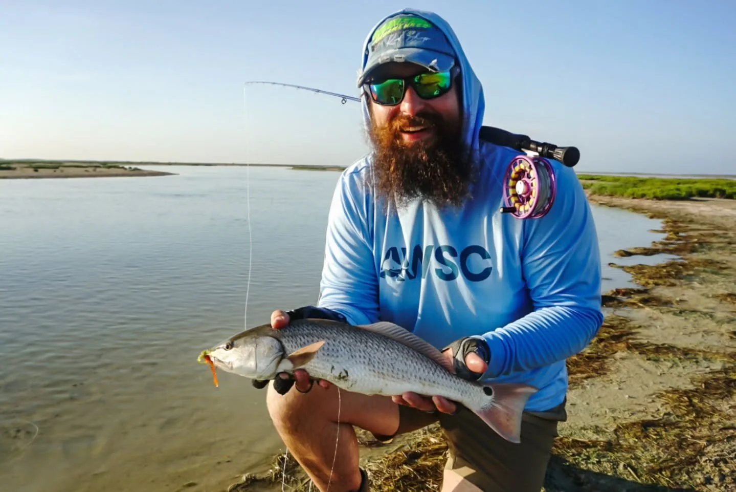 Had an amazing day on the Laguna Madre on South Padre Island with Captain Scooby @mudfishadventuresllc and @trinityfishingcharters chasing redfish. We were filming and putting the Mudfish Adventures Custom Rods through their paces. One of my favorite