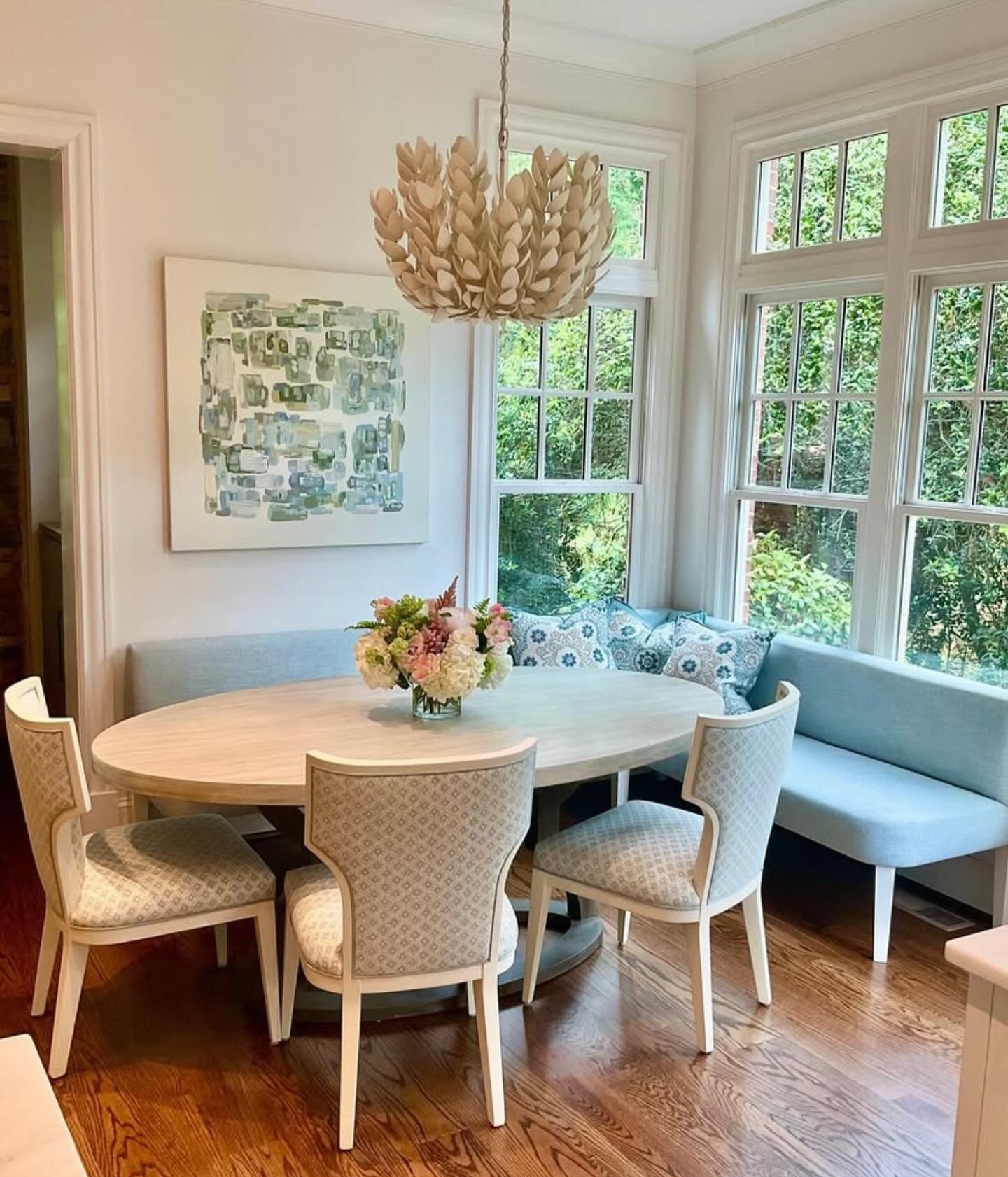 Do you feel drawn to drawn to contemporary abstracts with soft blues &amp; greens? Then our new paintings from Portia Phillips are just for you! 

View them online or at our Atlanta Art gallery!

#greggirbygallery #portiaphillips #atlantaartist #atla