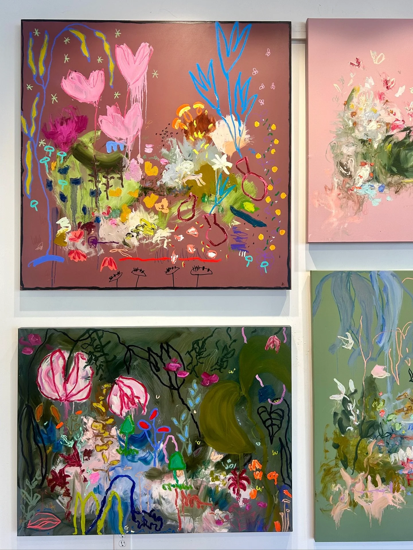 We’ve unwrapped a new collection from AK Hardeman and it is STUNNING 🤩 
These original mixed-media paintings are now available for purchase through Gregg Irby Gallery. Each image reflects AK’s interest in how colors interact with each o