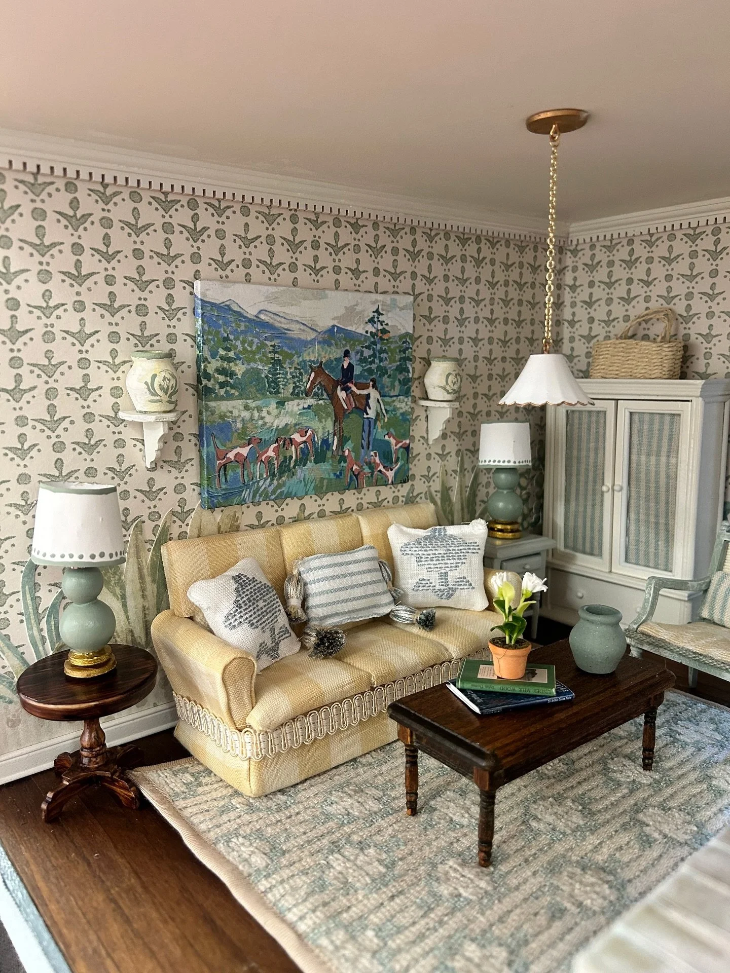 Tiny masterpieces in the @laurendeloachinteriors dollhouse, all from Gregg Irby Gallery artists 😍😍

Come see &amp; celebrate the dollhouse at our gallery open house this Tuesday!! See you then 💕

November 11, 4pm-6pm
Gregg Irby Gallery
2345 Peacht