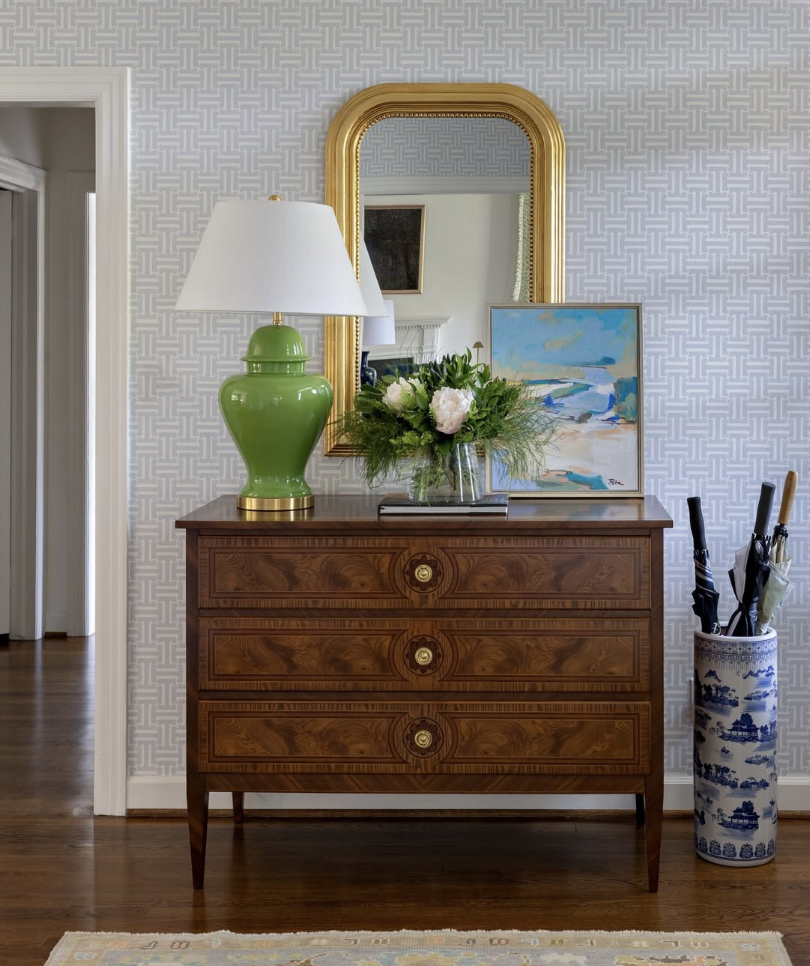 Ritva Porter  
Design by Hope Austin Interiors  
Photography by Clara Chambers  