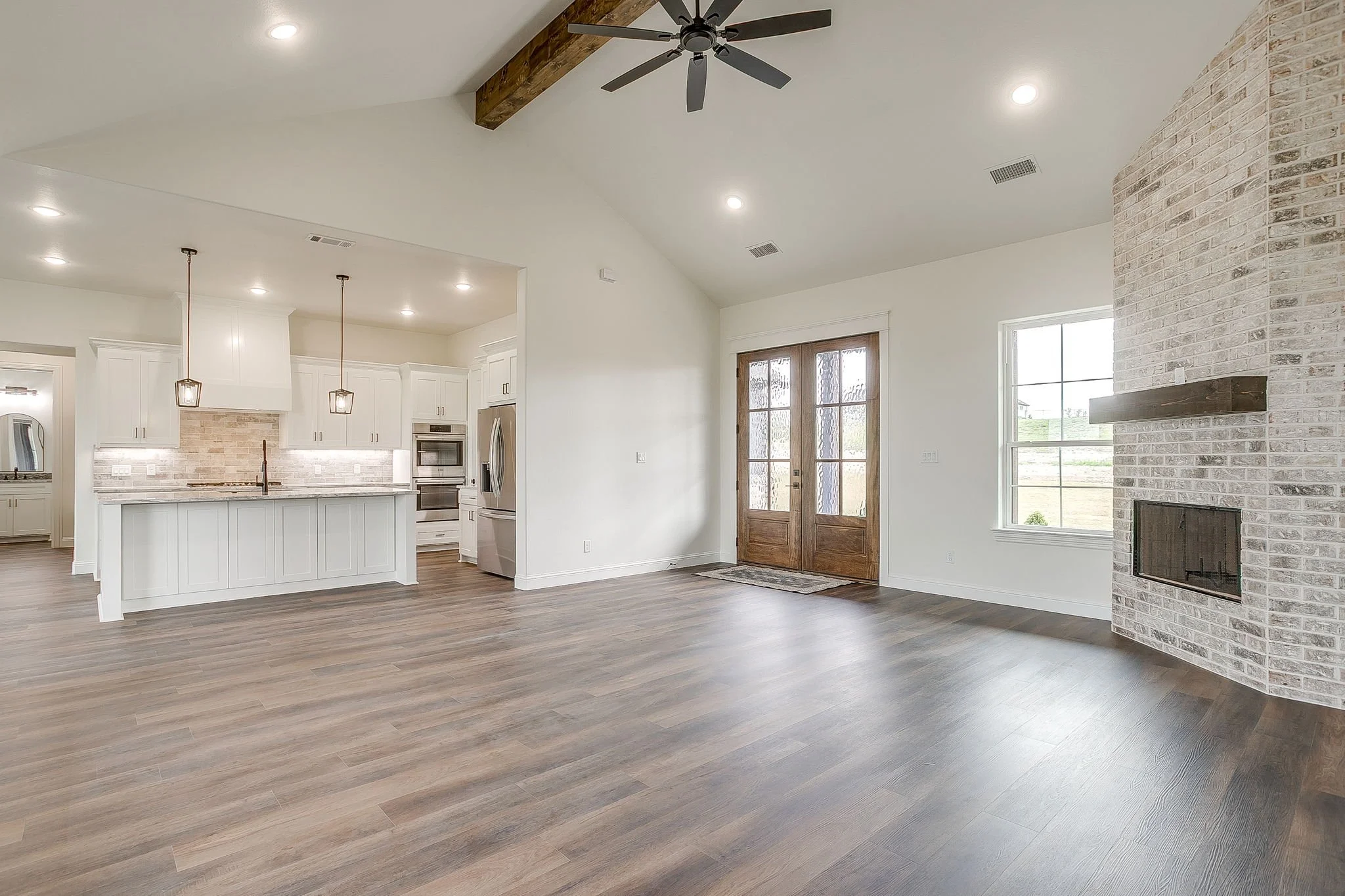 1034 Kingsley Ct (14 of 45).jpg