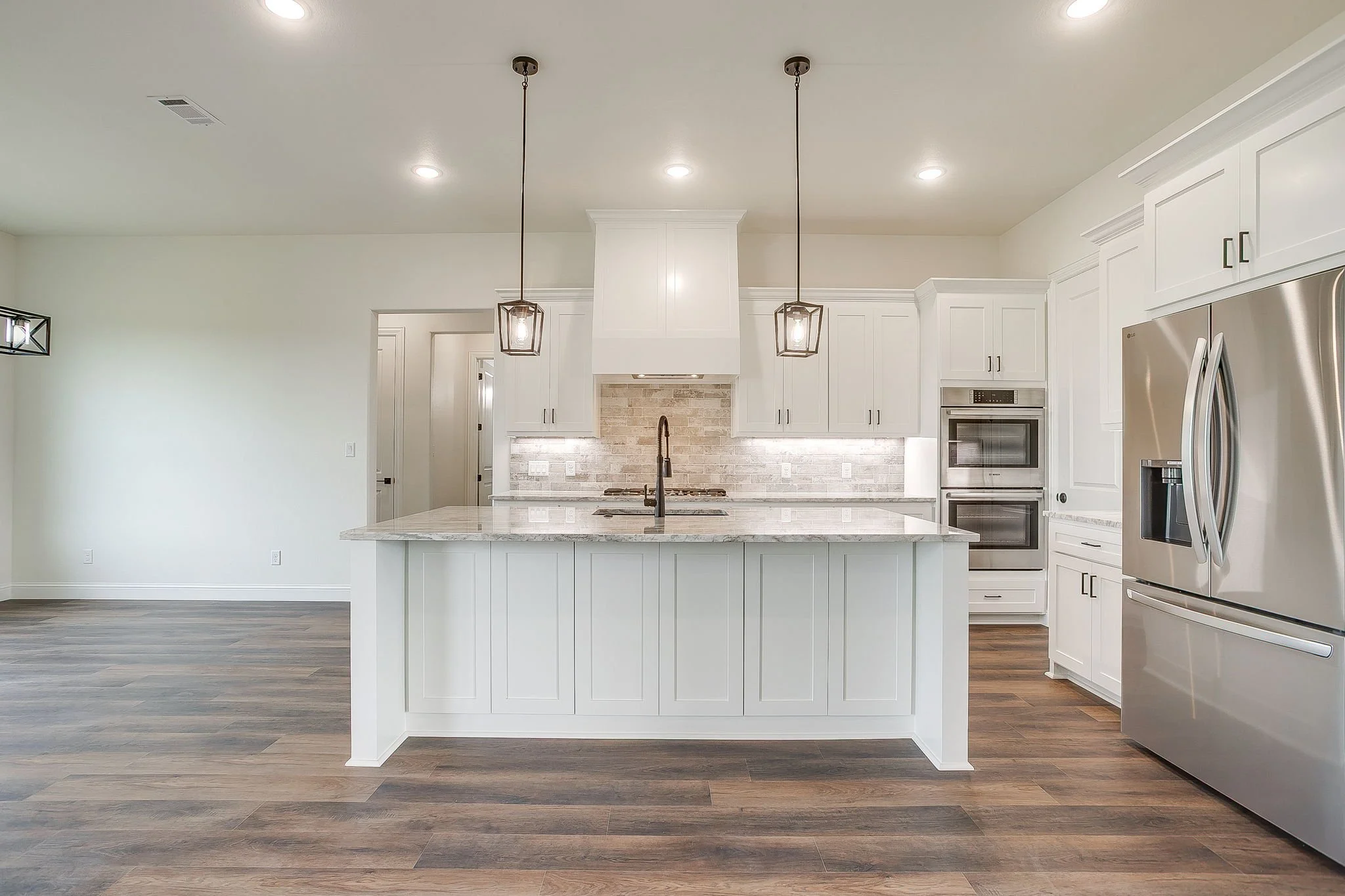 1034 Kingsley Ct (22 of 45).jpg