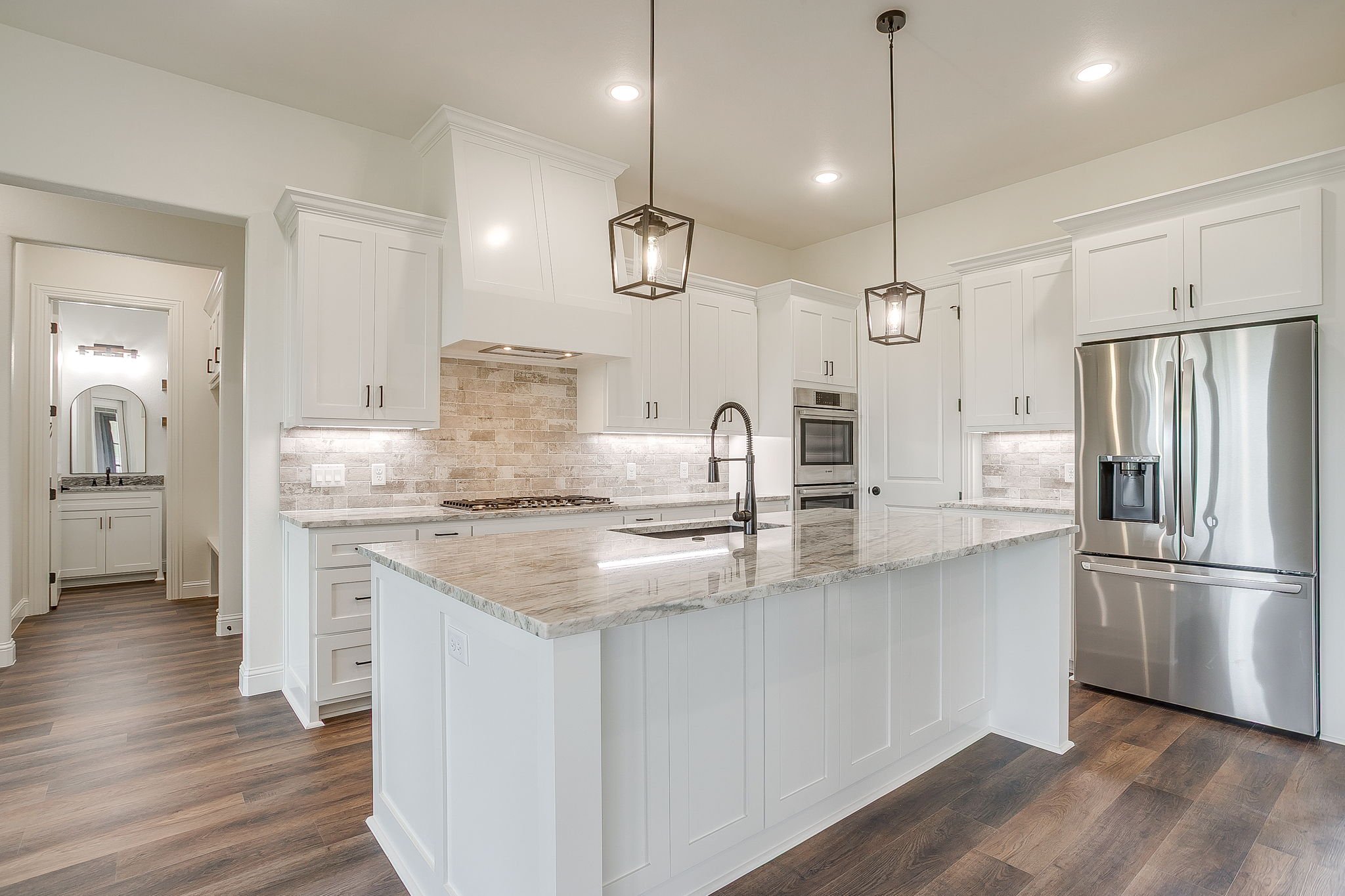 1034 Kingsley Ct (15 of 45).jpg