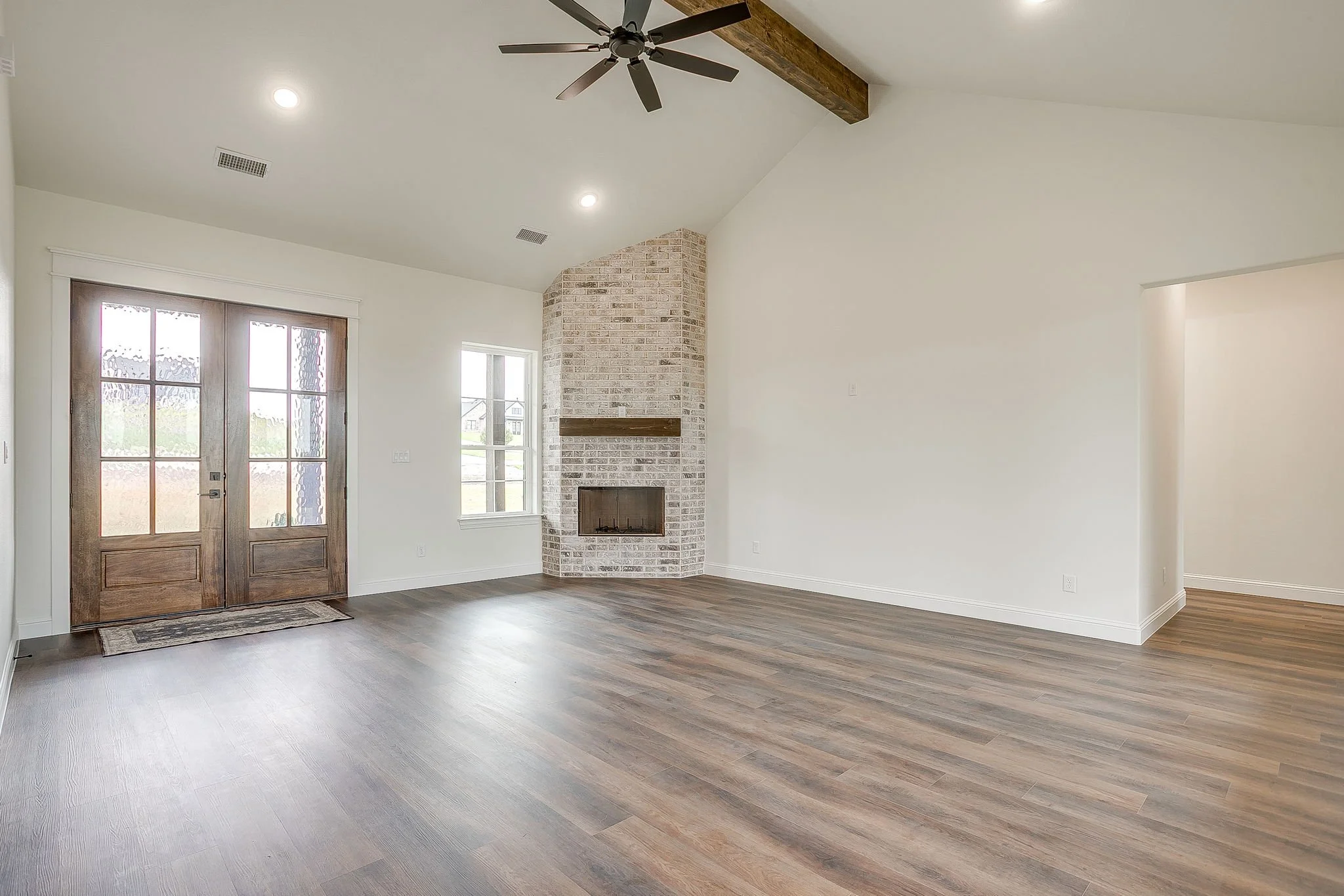 1034 Kingsley Ct (13 of 45).jpg