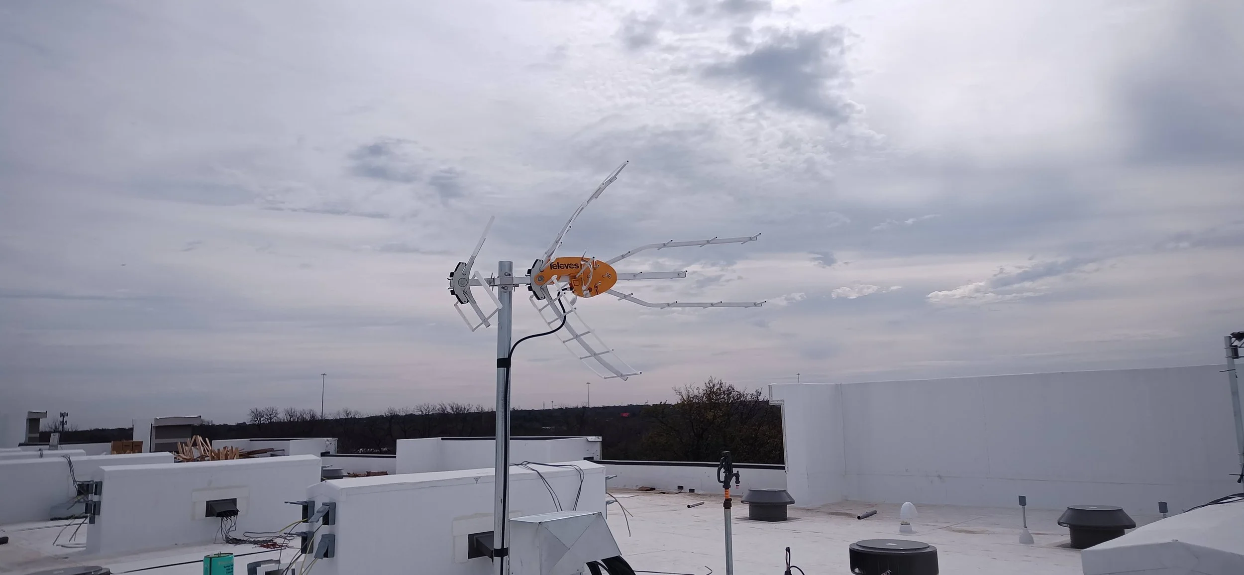 #OutdoorAntenna #IndoorAntenna #AntennaRepair #AntennaBooster #HighGainAntenna #TVSignalBooster #LongRangeAntenna #DallasTVAntenna #DallasAntenna #AntennaInstallationDallas #DallasSatelliteDish #BestAntennaInDallas #FreeTVDallas #HDTVAntennaDallas #D