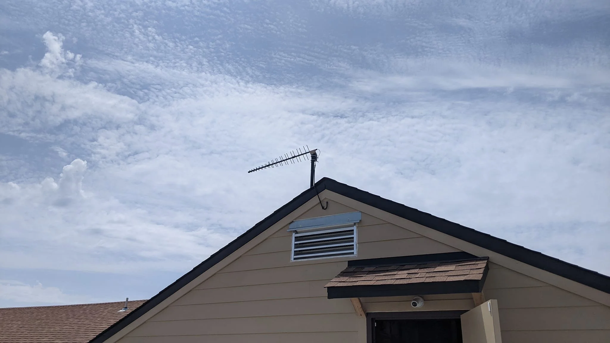 #freetvforever #premiumtvsignals #savemoneyoncapable #antenna #dallas #wireless #advancedantenna #premiumtvsignal #nomorecablecontracts #signal #smarttv #antennaspecialist #tvwithoutcontracts #bestratedantenna #Bettertvexperience
