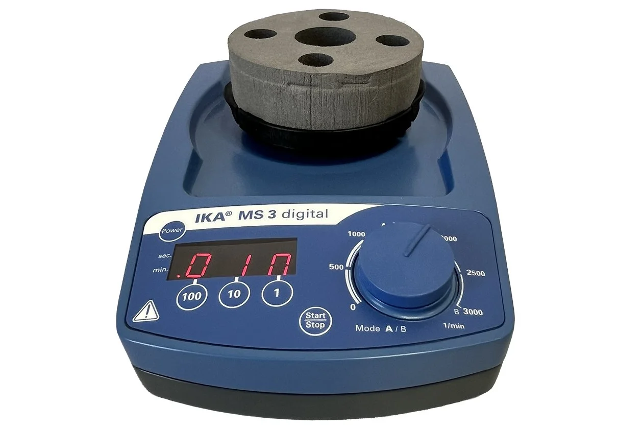 ika-ms-3-digital-orbital-shaker-with-5-original-accessories-pre-owned