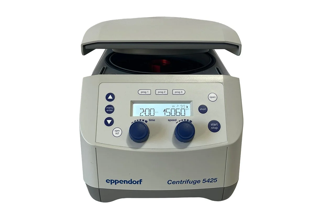 Eppendorf Centrifuge 5425 Benchtop Microcentrifuge with FA-24x2 QuickLock Rotor