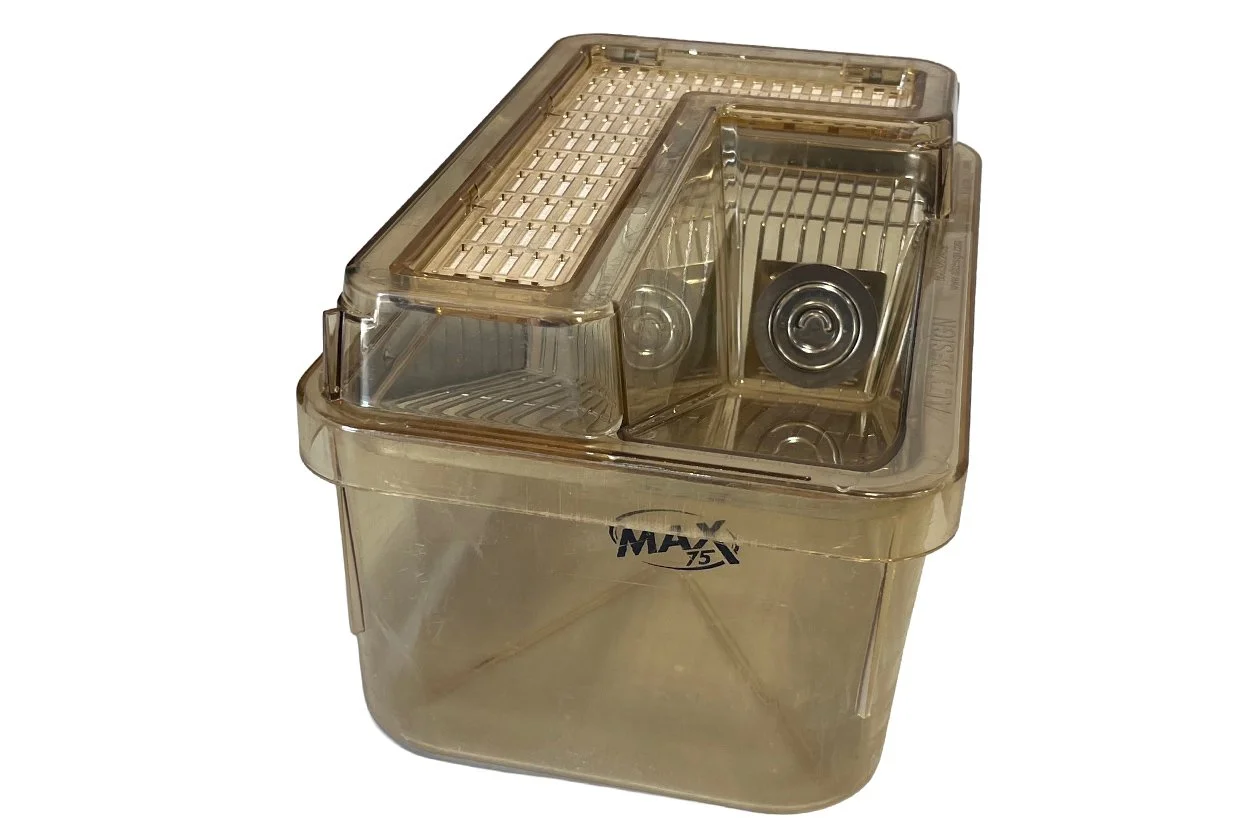 Alternative Design MAX 75 Mouse Cages with Vent Tops & Wire Lids — Lot of 80