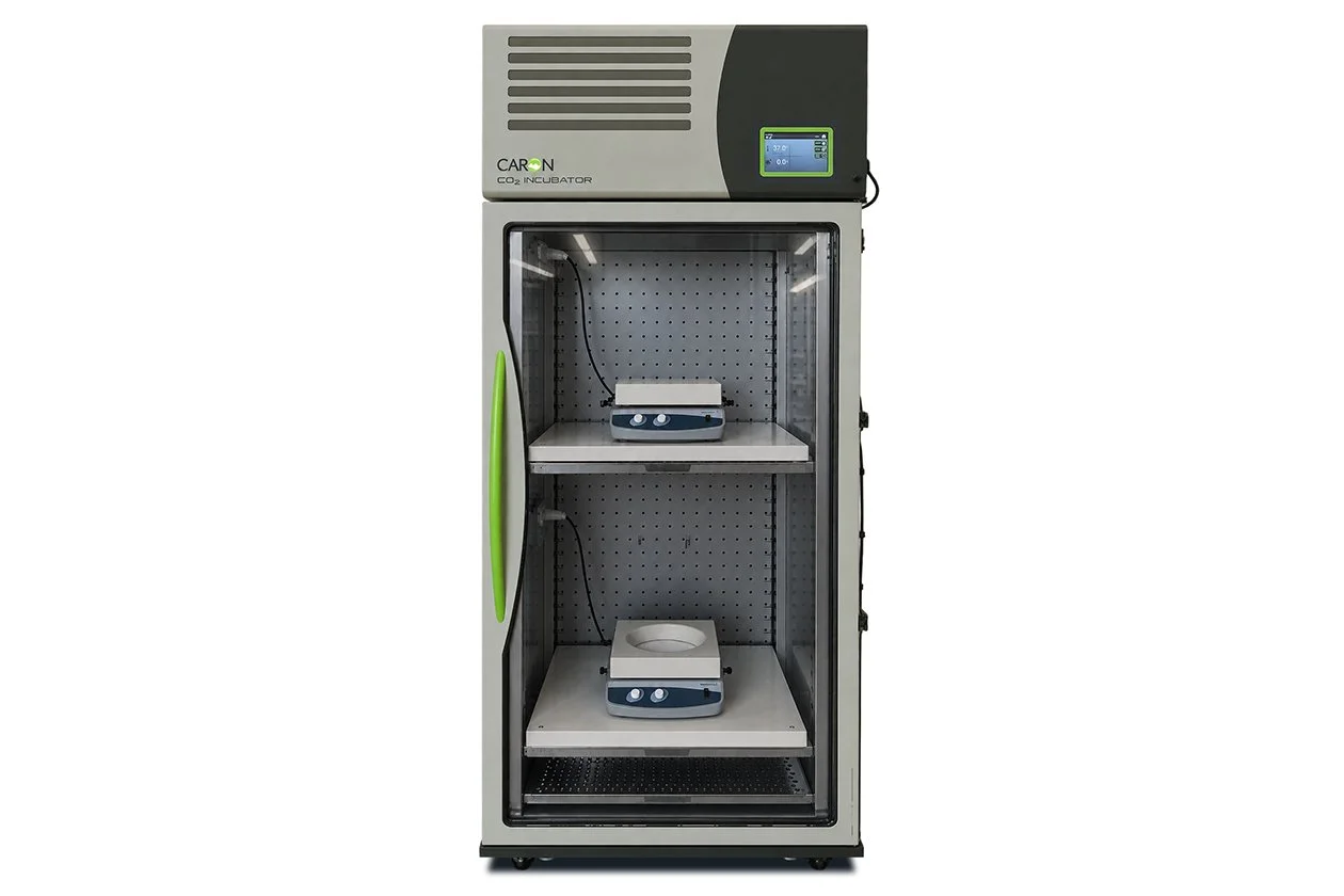 Caron 7401-33-1 CO₂ Incubator, 33 Cu. Ft., with Two VWR 3500 Shakers