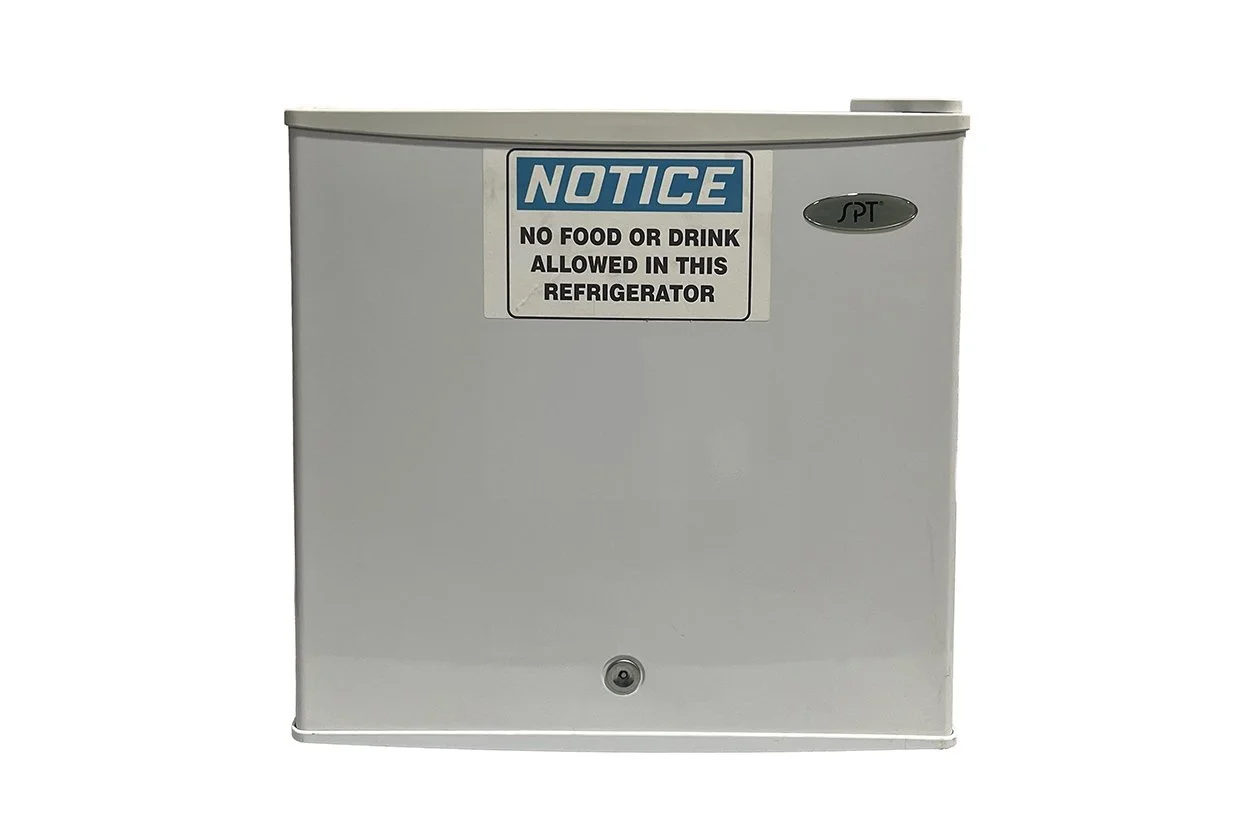 spt-rf-244w-compact-refrigerator-vwr-temperature-monitor
