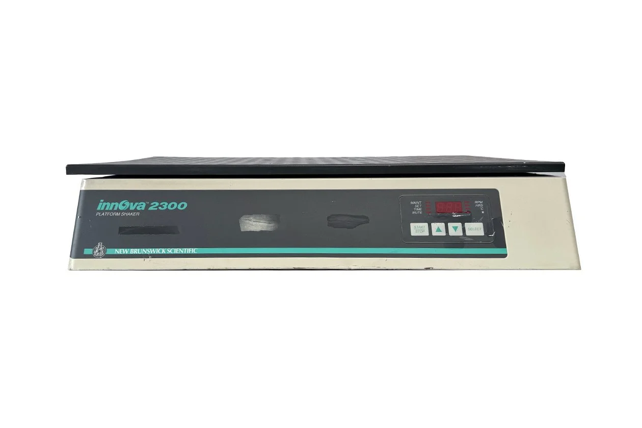 new-brunswick-innova-2300-open-air-platform-shaker-r1191-0000
