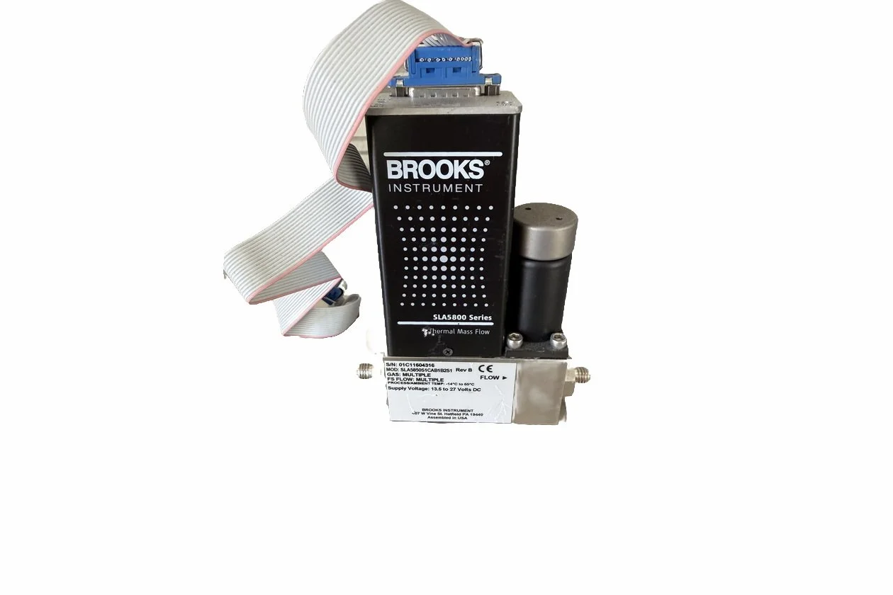 Brooks Instruments Thermal Mass Flow Controller SLA5850S1CAB1B2S1