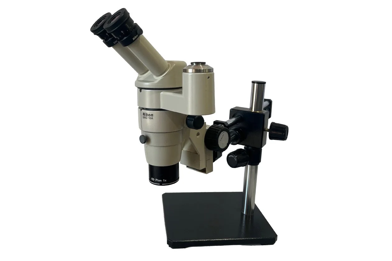 Nikon SMZ-10A Stereo Zoom Microscope 7.5X-49X Dual Arm Boom Stand ED Plan 1X