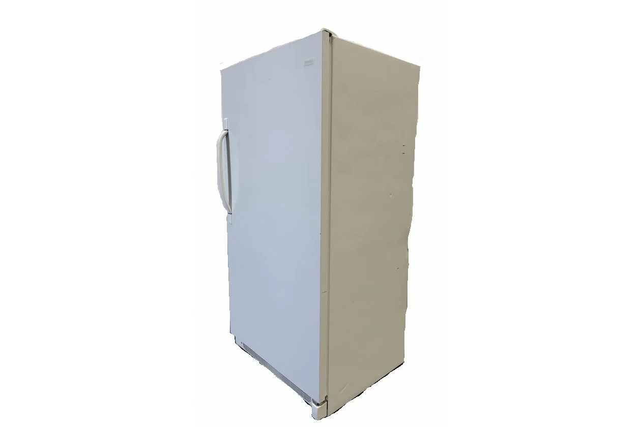 Frigidaire 16.7cuft Refrigerator FRU17B2JW23