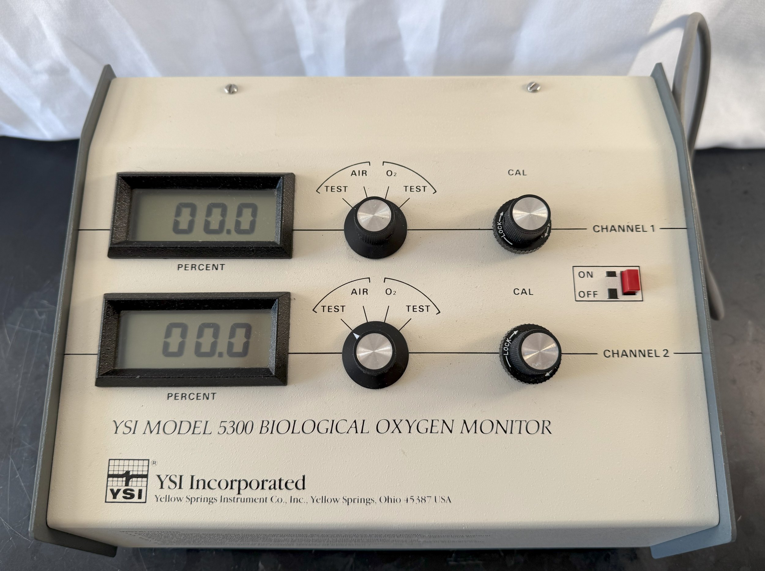 YSI Model 5300 Biological Oxygen Monitor