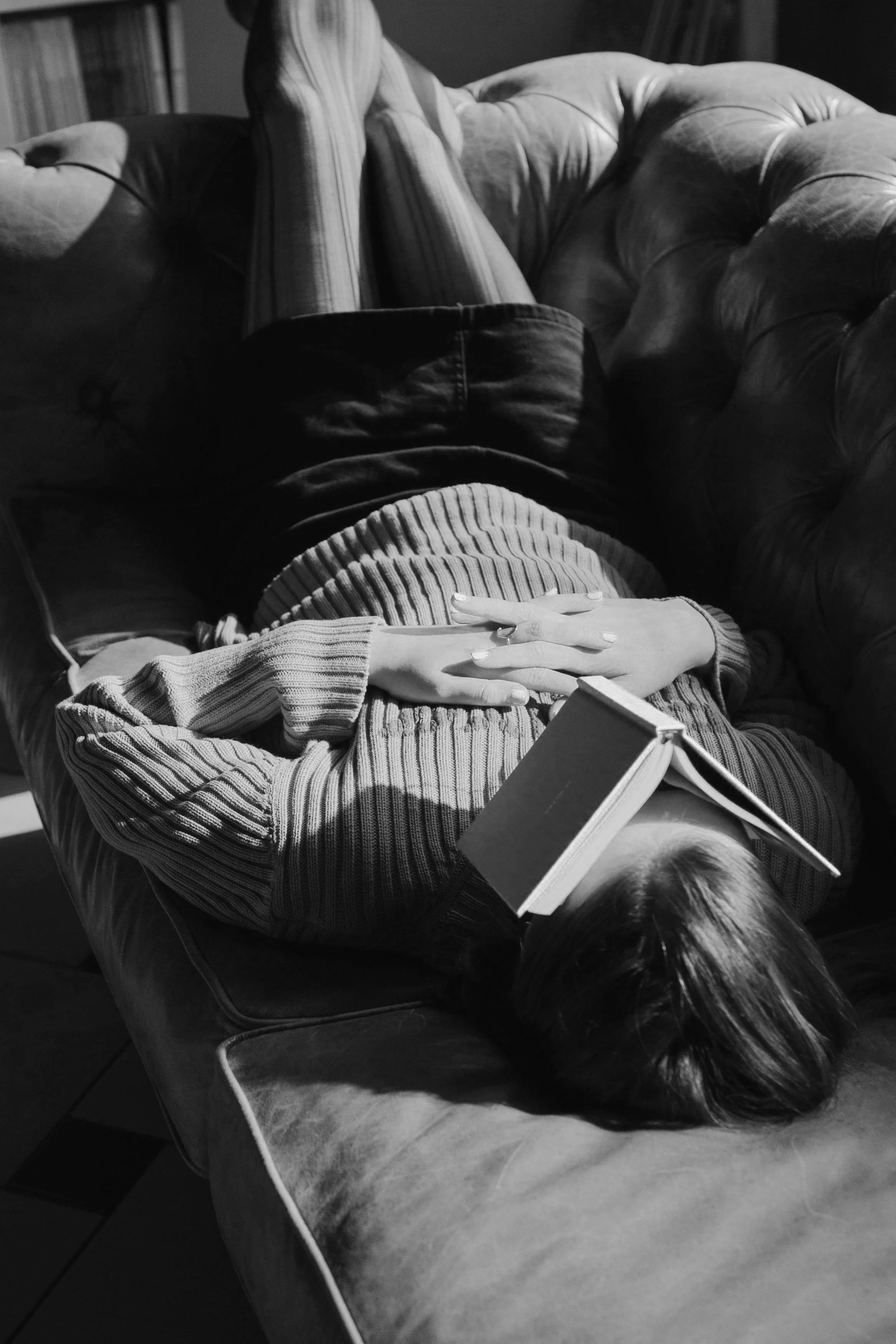 How to Get Out of a Romance Reading Slump (Without Forcing It)