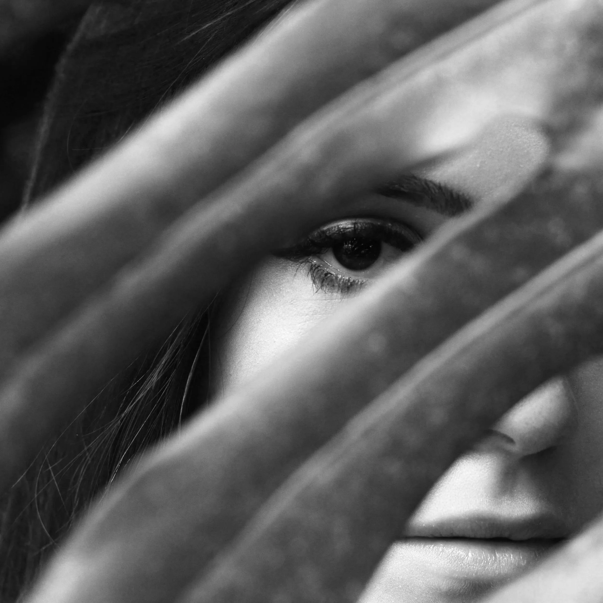 Why I'll Always Love Emotionally Guarded Heroines