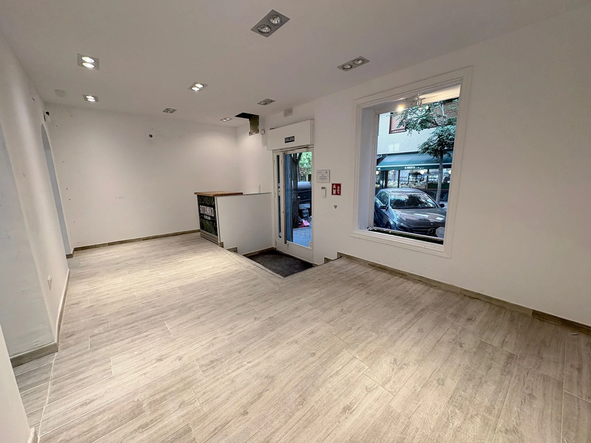 Piso diáfano de 98 metros cuadrados, Calle de Ayala, Barrio de Salamanca, Madrid