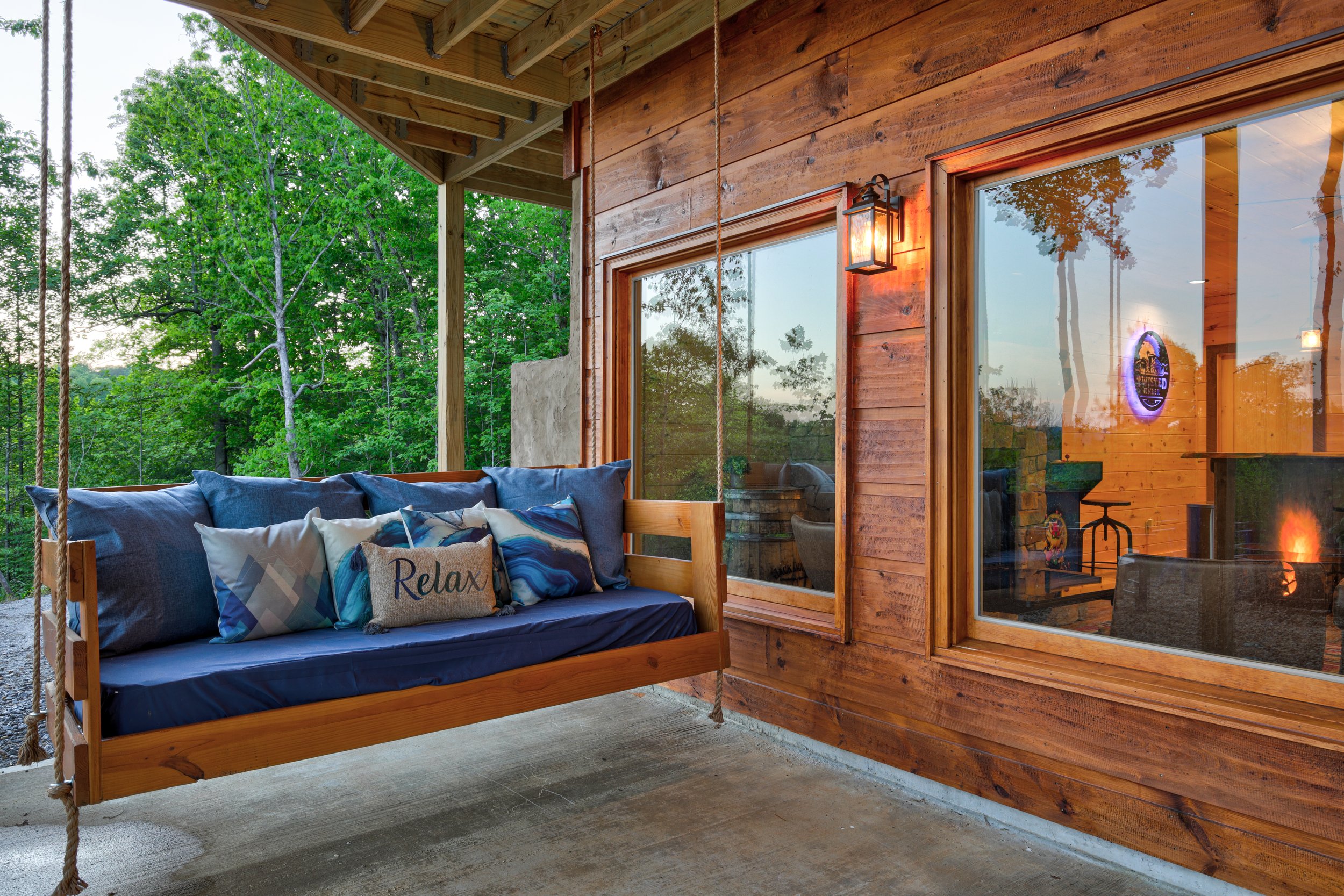 2 High Meadow Ct-77.jpg