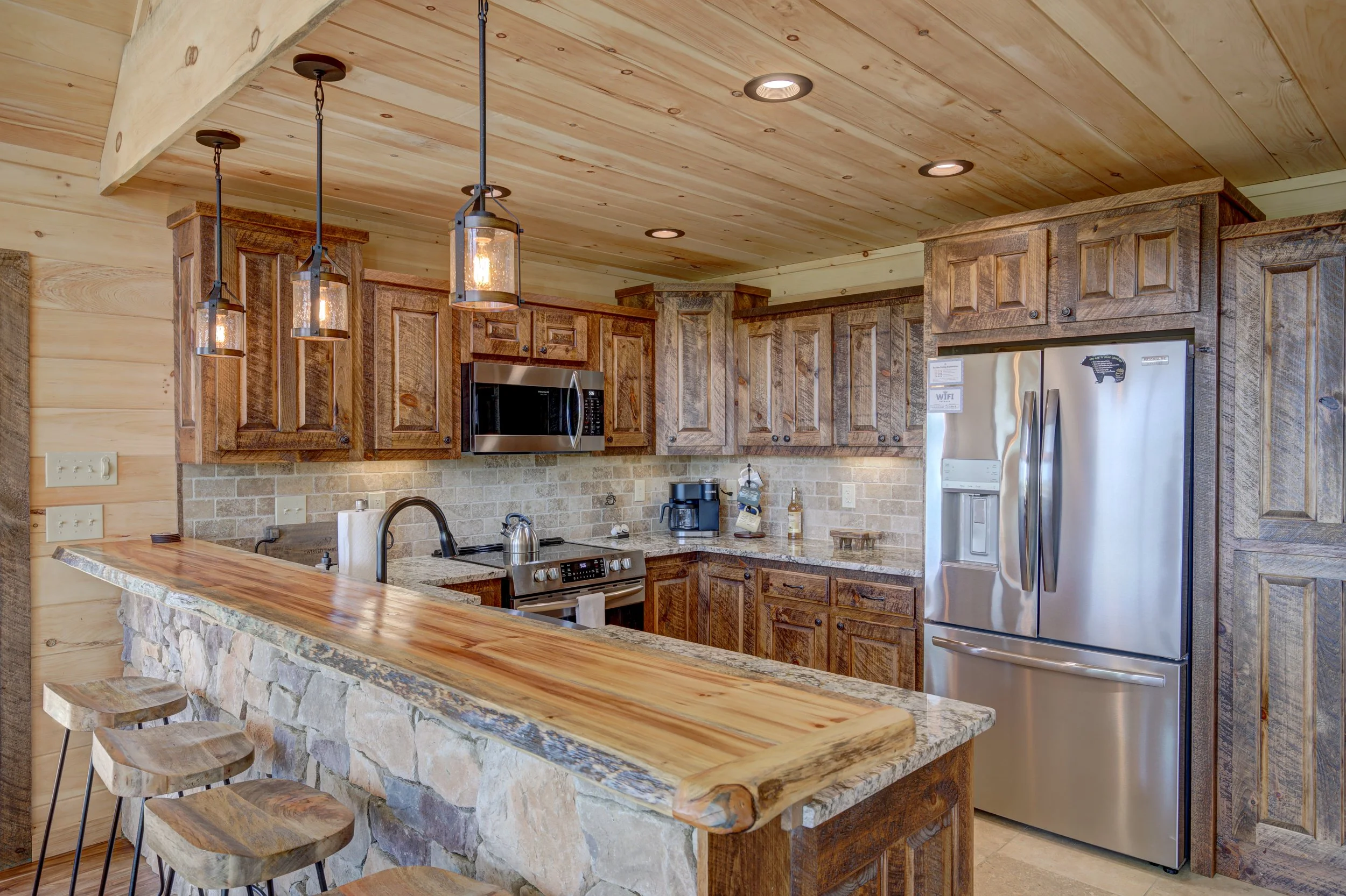 2 High Meadow Ct-5.jpg