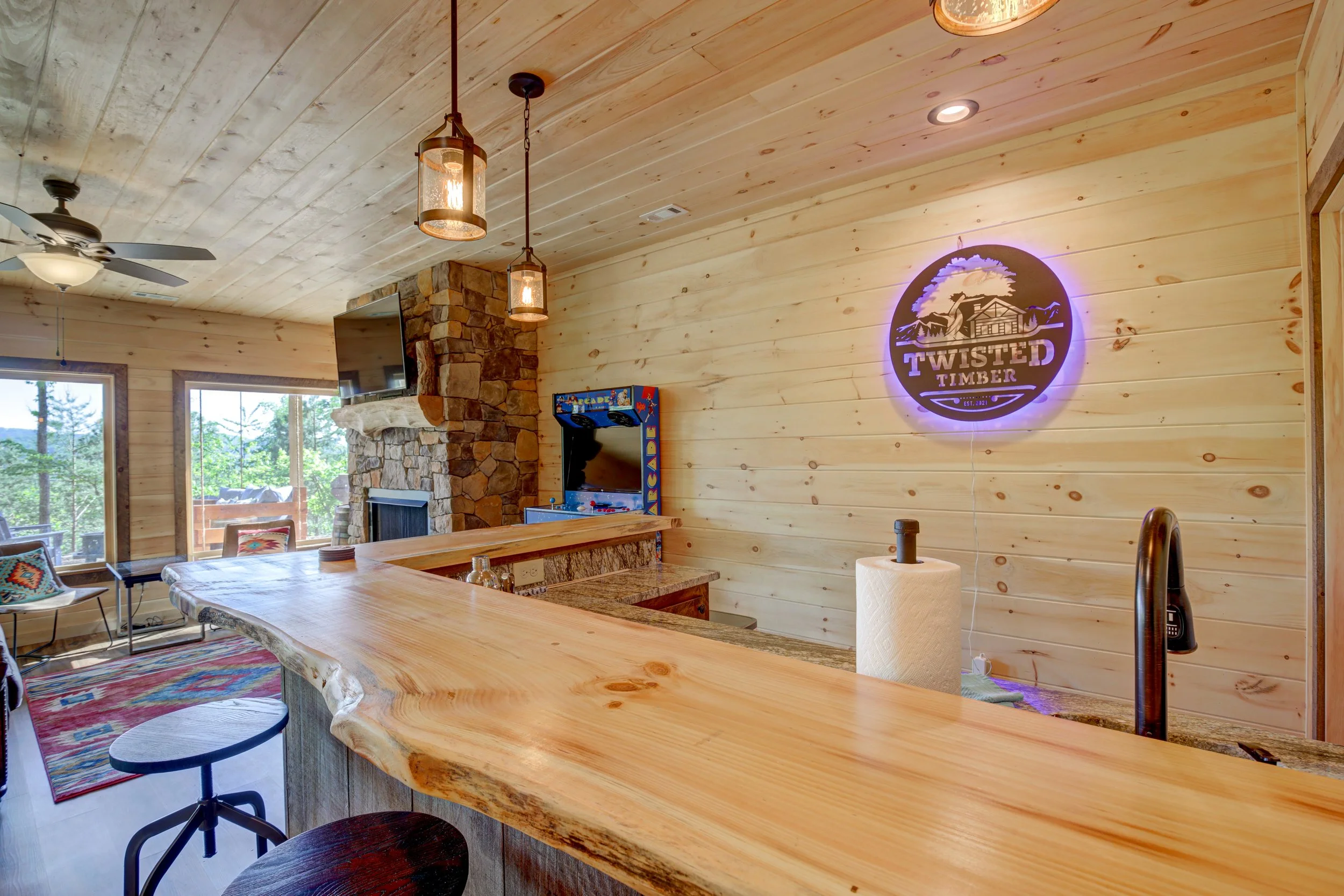 2 High Meadow Ct-42.jpg