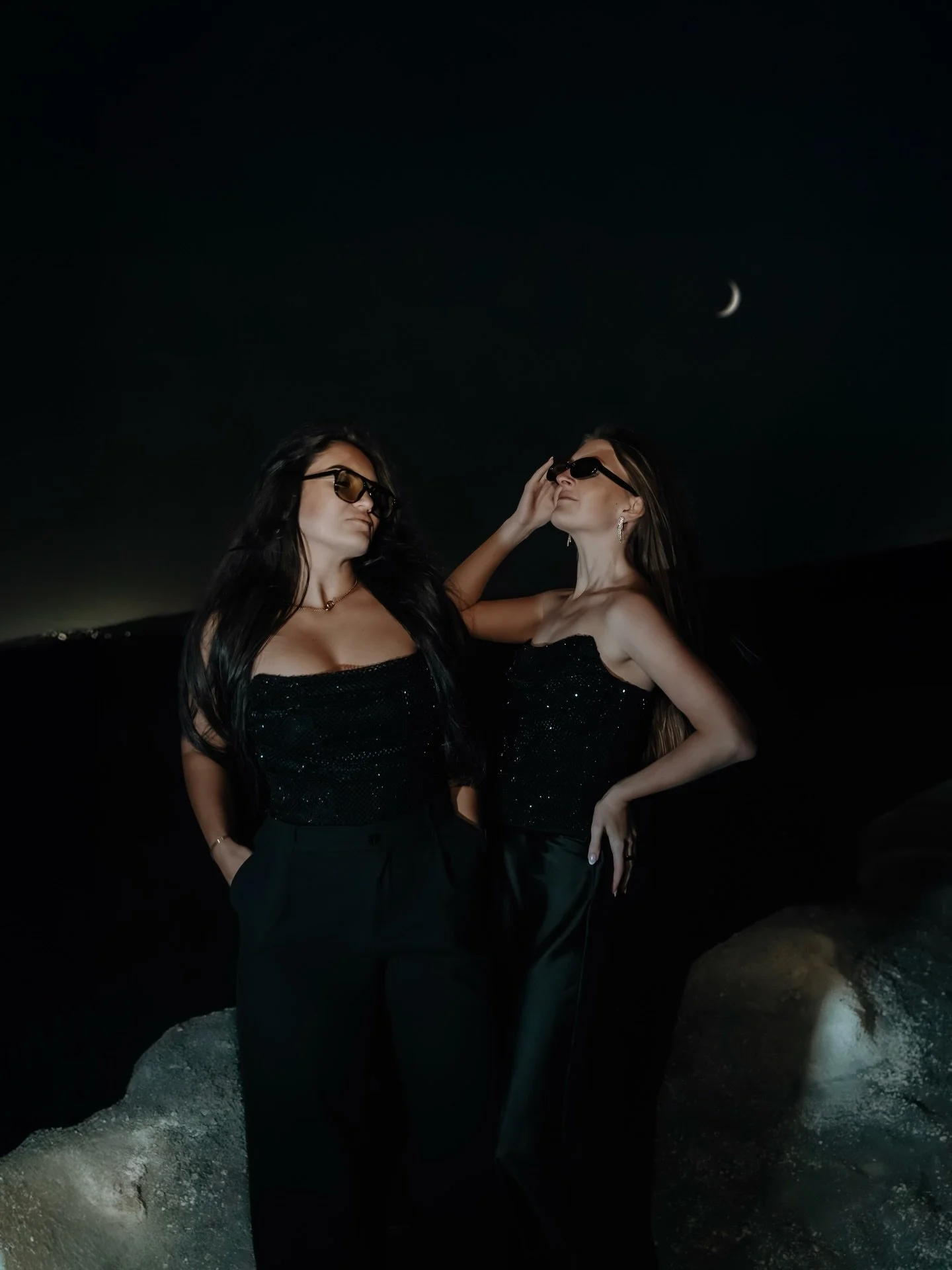 the night was our studio. 🌙

photos by @ann.mittermeier 🤍