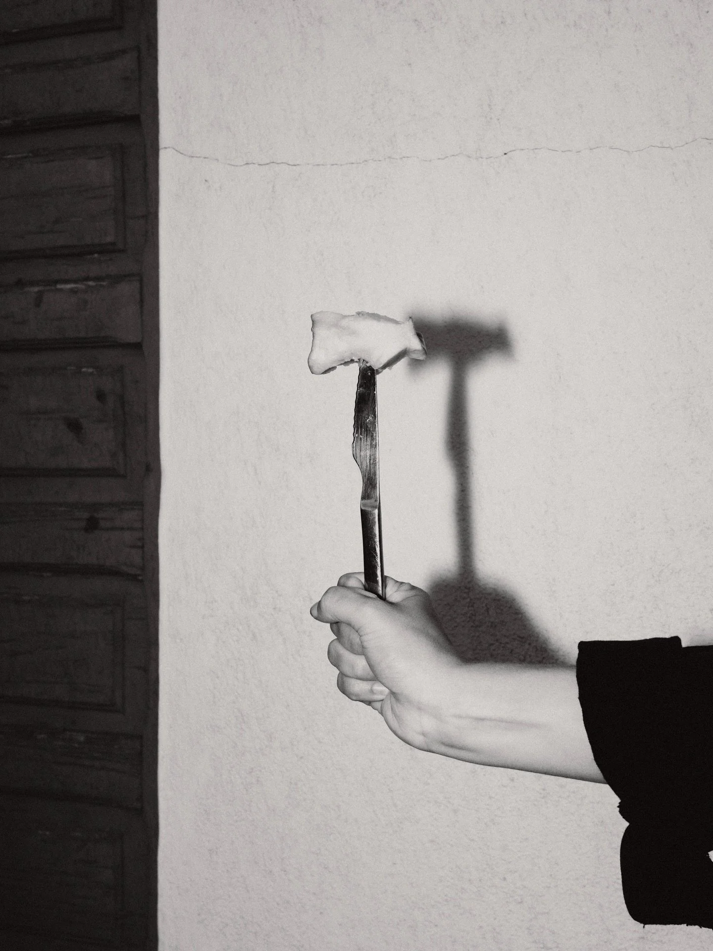 an apple a day, but make it editorial. 

⠀⠀⠀⠀
modelcouple | @otary_modelcouple 
stylist | ⁠@iamjuancastaneda