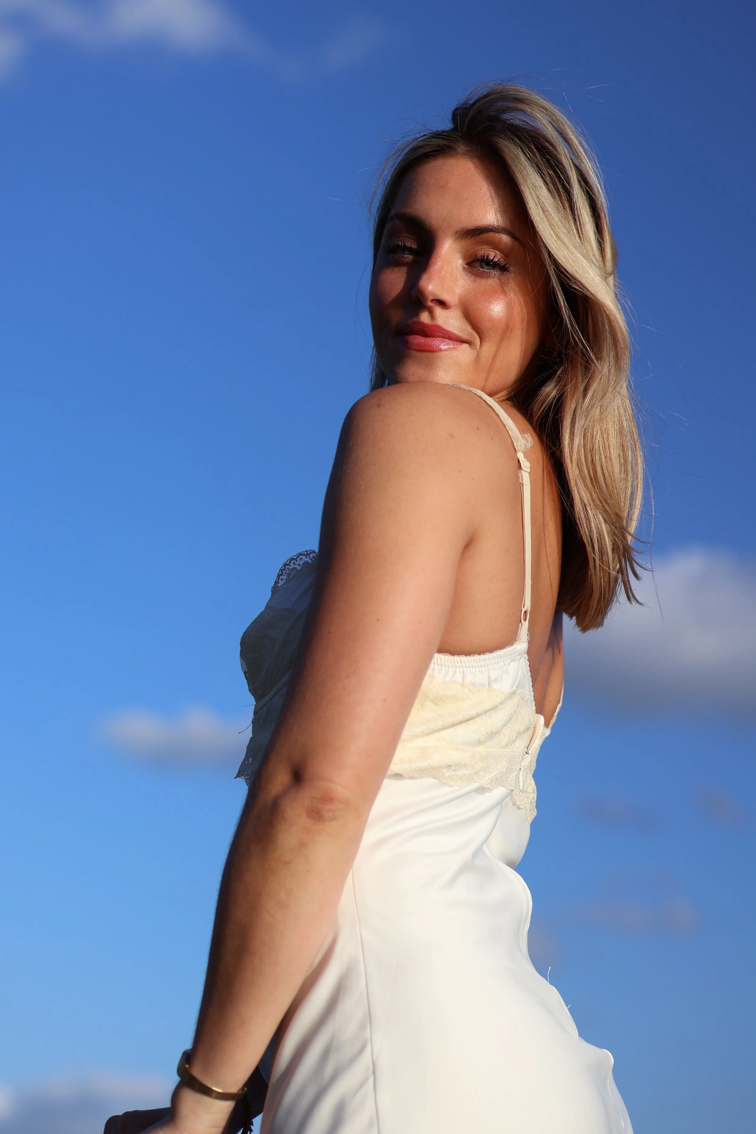 Lived-in balayage and gloss color melt.