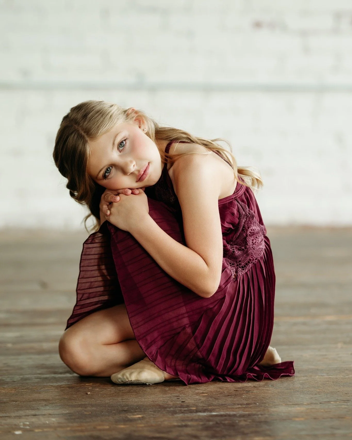 This girly is SO graceful and her dance pictures (ALL of them, we've been doing them a loooong time) always bring me so much joy! I'm so thankful to get to do this. <3