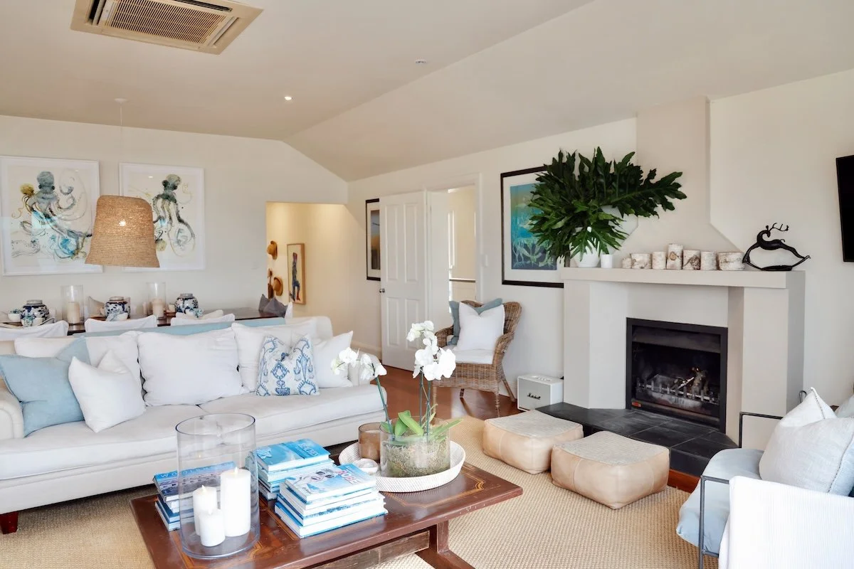 Main living room - Upper floor