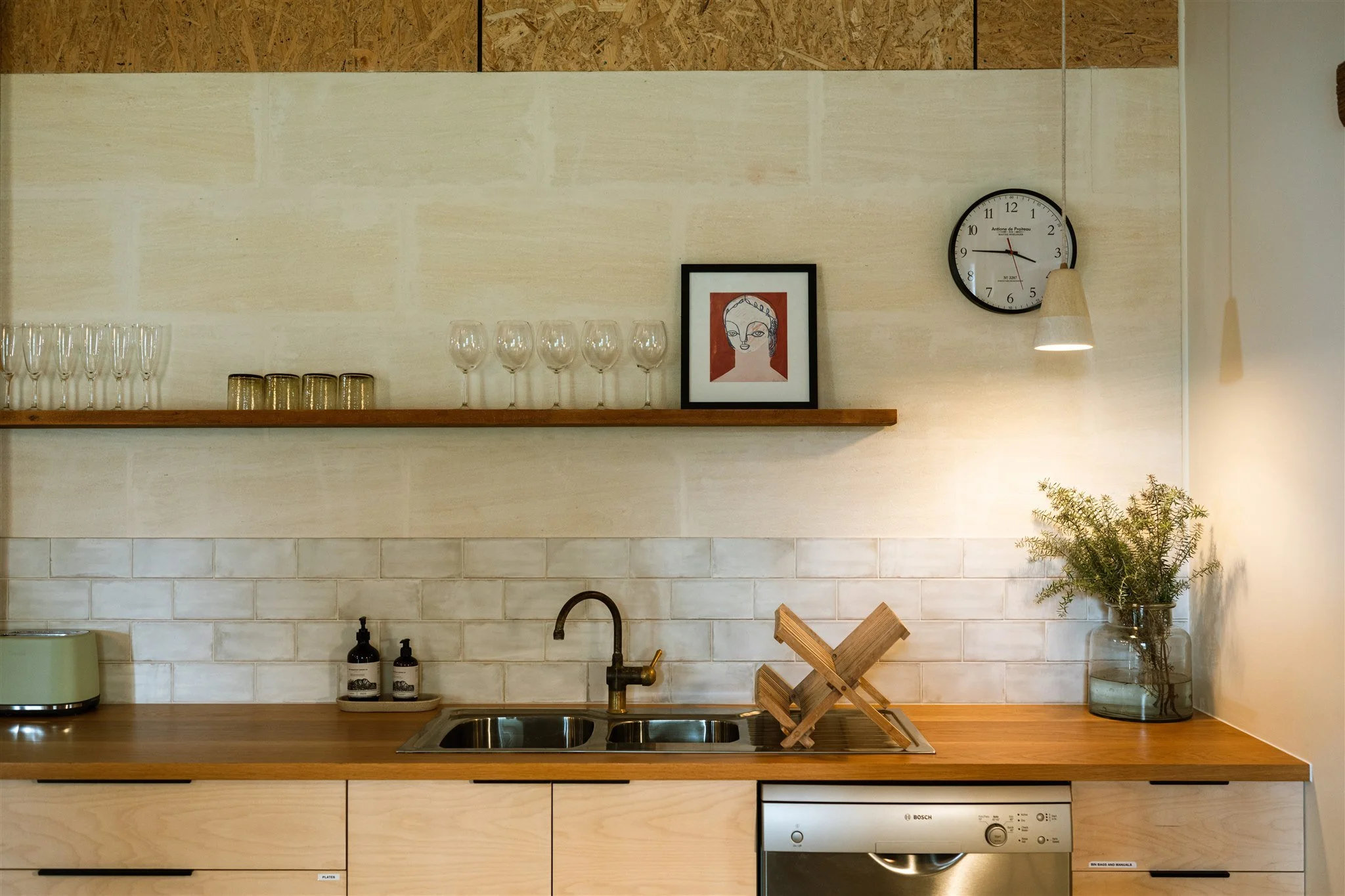 Fully equipped kitchen