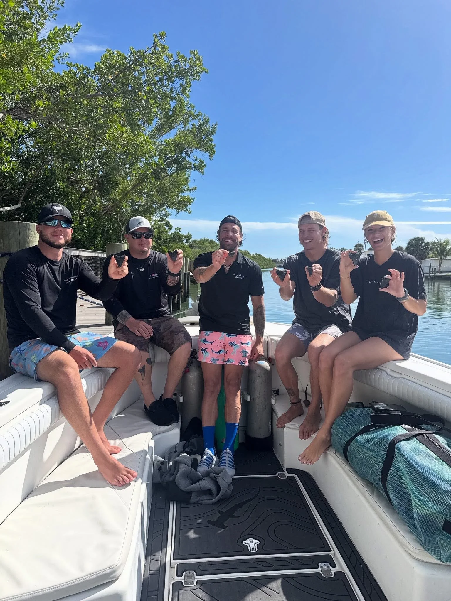 Book your dive today! 