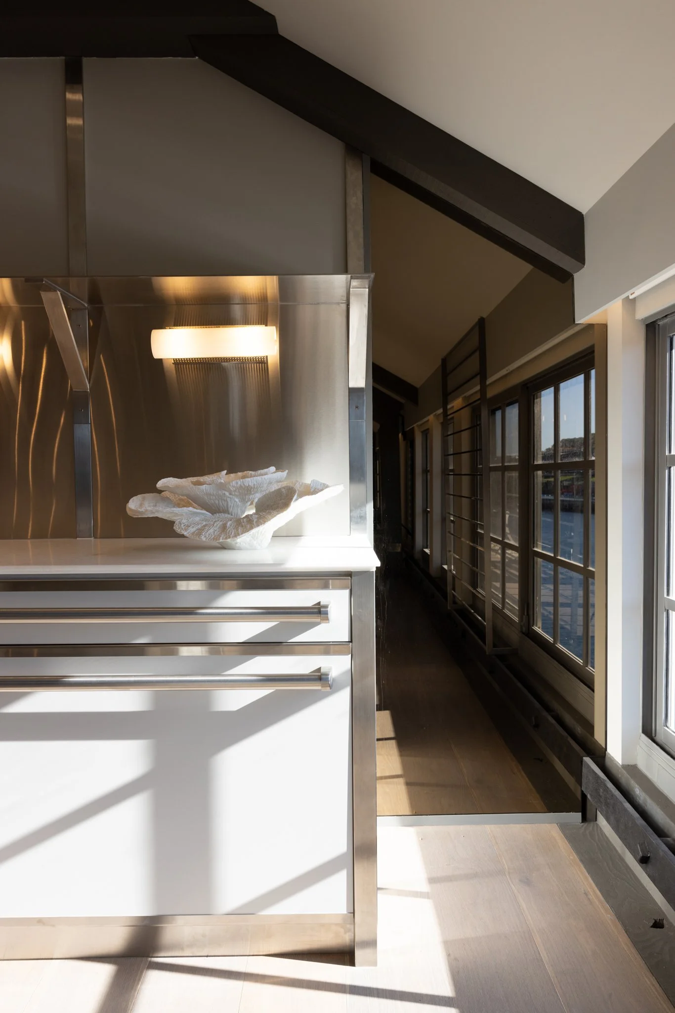 Woolloomooloo Wharf Apartment Renovation - Stewart Stewart - Luxury Sydney Interior Designers 