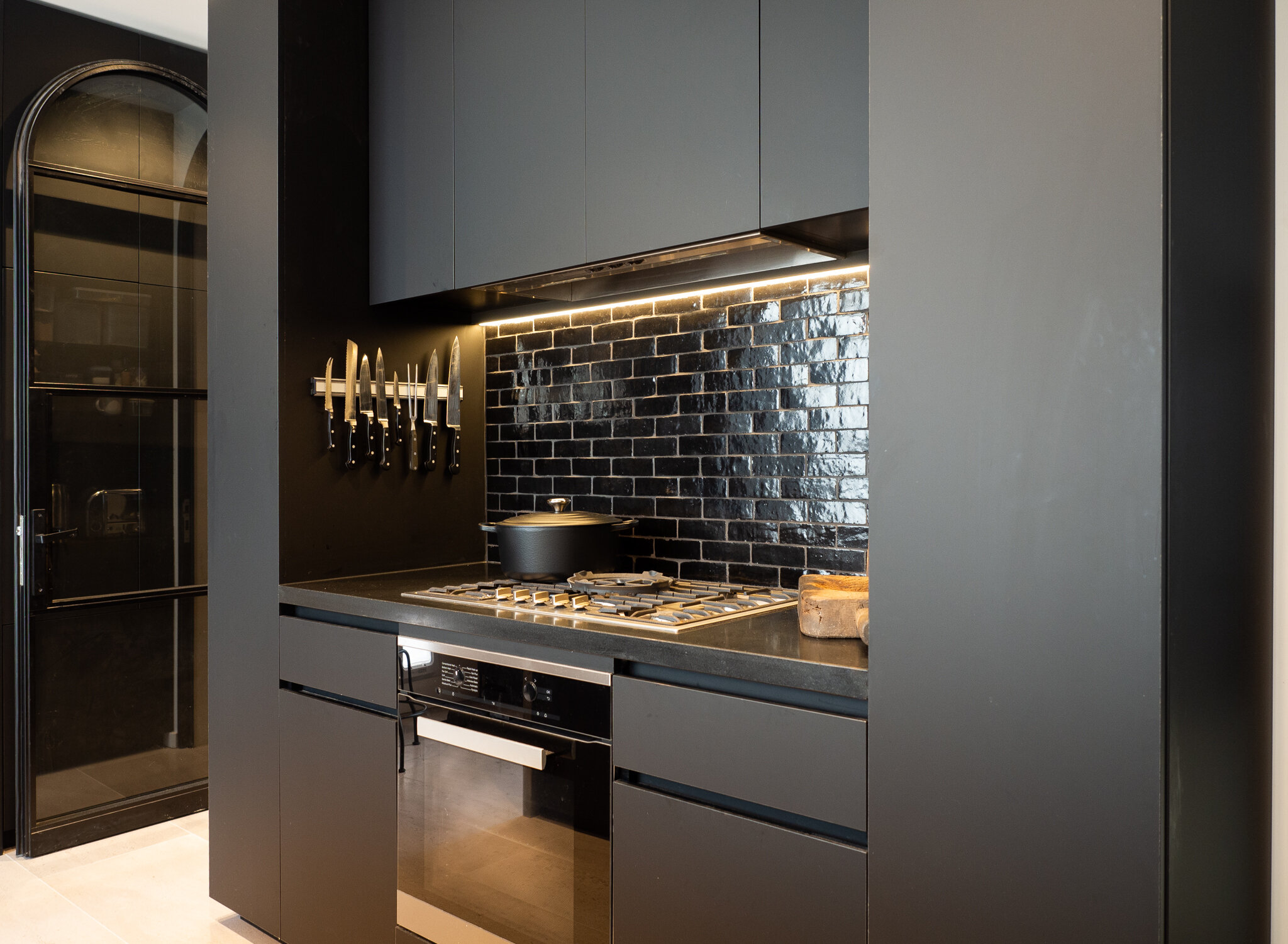 Stratford Project | Contrasting textures in monochromatic finishes. 

@miele_com Appliances from @winningappliances 
Moroccan Zelige Tiles + Black Granite Benchtop from @rms_marble 
@lecreuset @lecreusetanz Cast Iron Pot
Vintage French Butchers Block