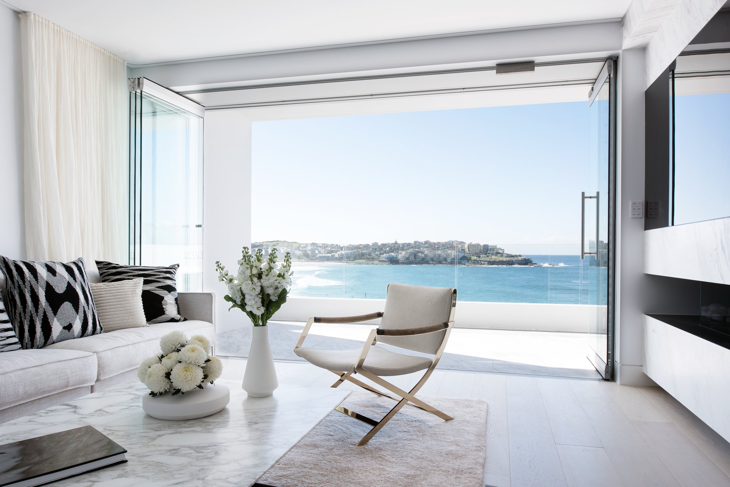 Bondi Beach Apartment Renovation - Stewart Stewart - Sydney Interior Designers